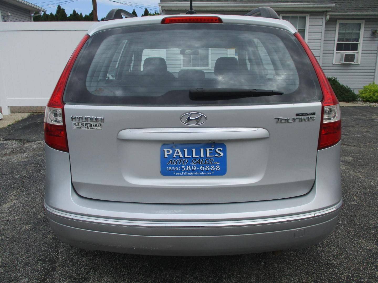 2010 SILVER Hyundai Elantra Touring GLS Automatic (KMHDC8AEXAU) with an 2.0L L4 DOHC 16V engine, 4-Speed Automatic transmission, located at 540a Delsea Drive, Sewell, NJ, 08080, (987) 867-5309, 39.752560, -75.111206 - Photo#3