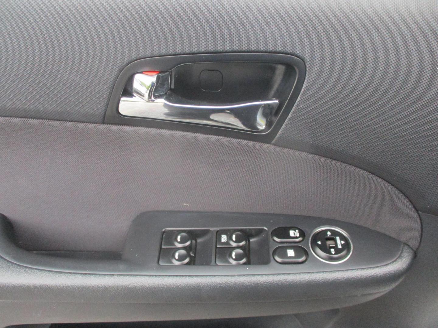 2010 SILVER Hyundai Elantra Touring GLS Automatic (KMHDC8AEXAU) with an 2.0L L4 DOHC 16V engine, 4-Speed Automatic transmission, located at 540a Delsea Drive, Sewell, NJ, 08080, (987) 867-5309, 39.752560, -75.111206 - Photo#11