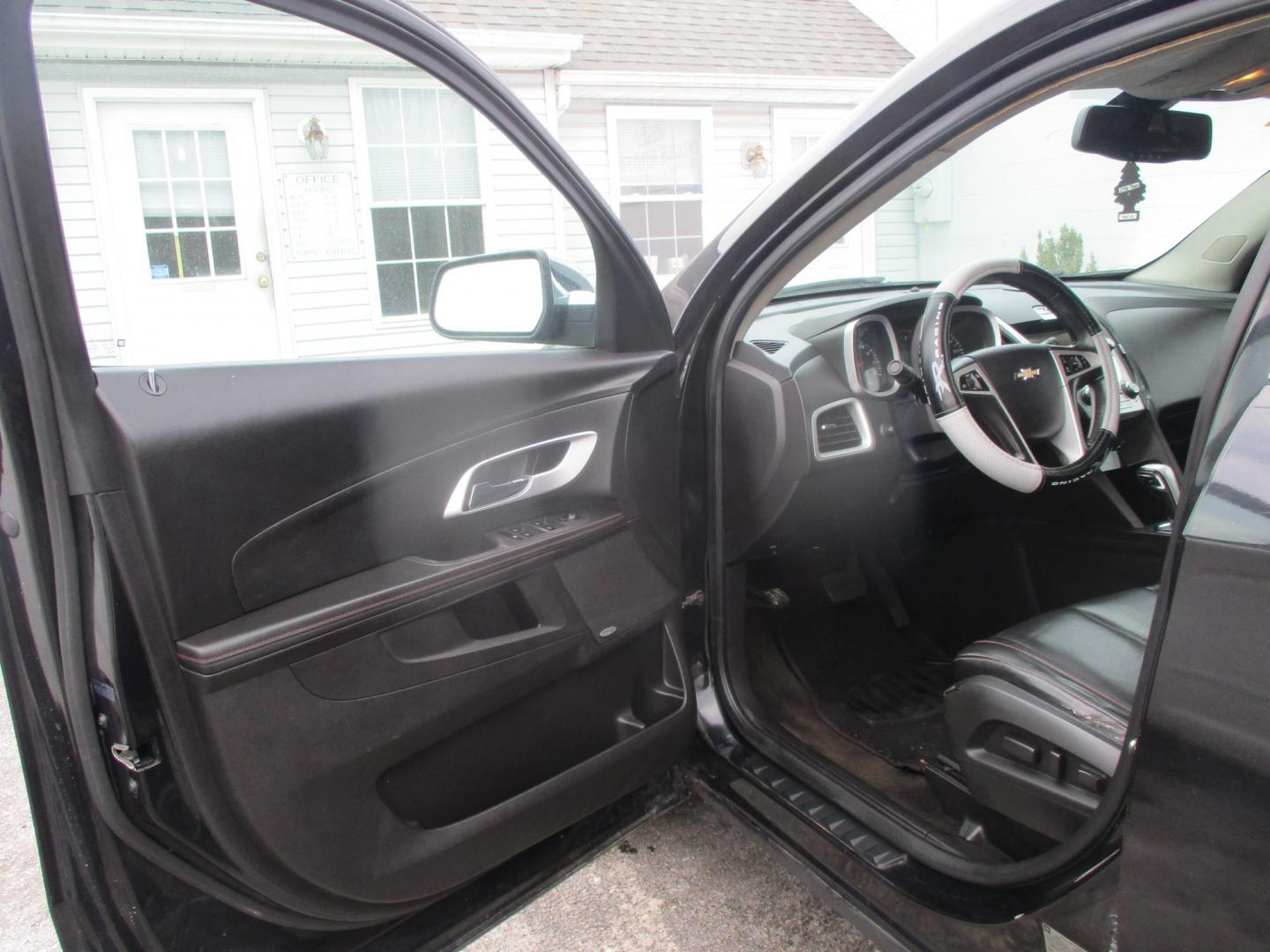 2010 BLACK Chevrolet Equinox LTZ FWD (2CNFLFEY8A6) with an 3.0L V6 DOHC 24V engine, 6-Speed Automatic transmission, located at 540a Delsea Drive, Sewell, NJ, 08080, (987) 867-5309, 39.752560, -75.111206 - Photo#8