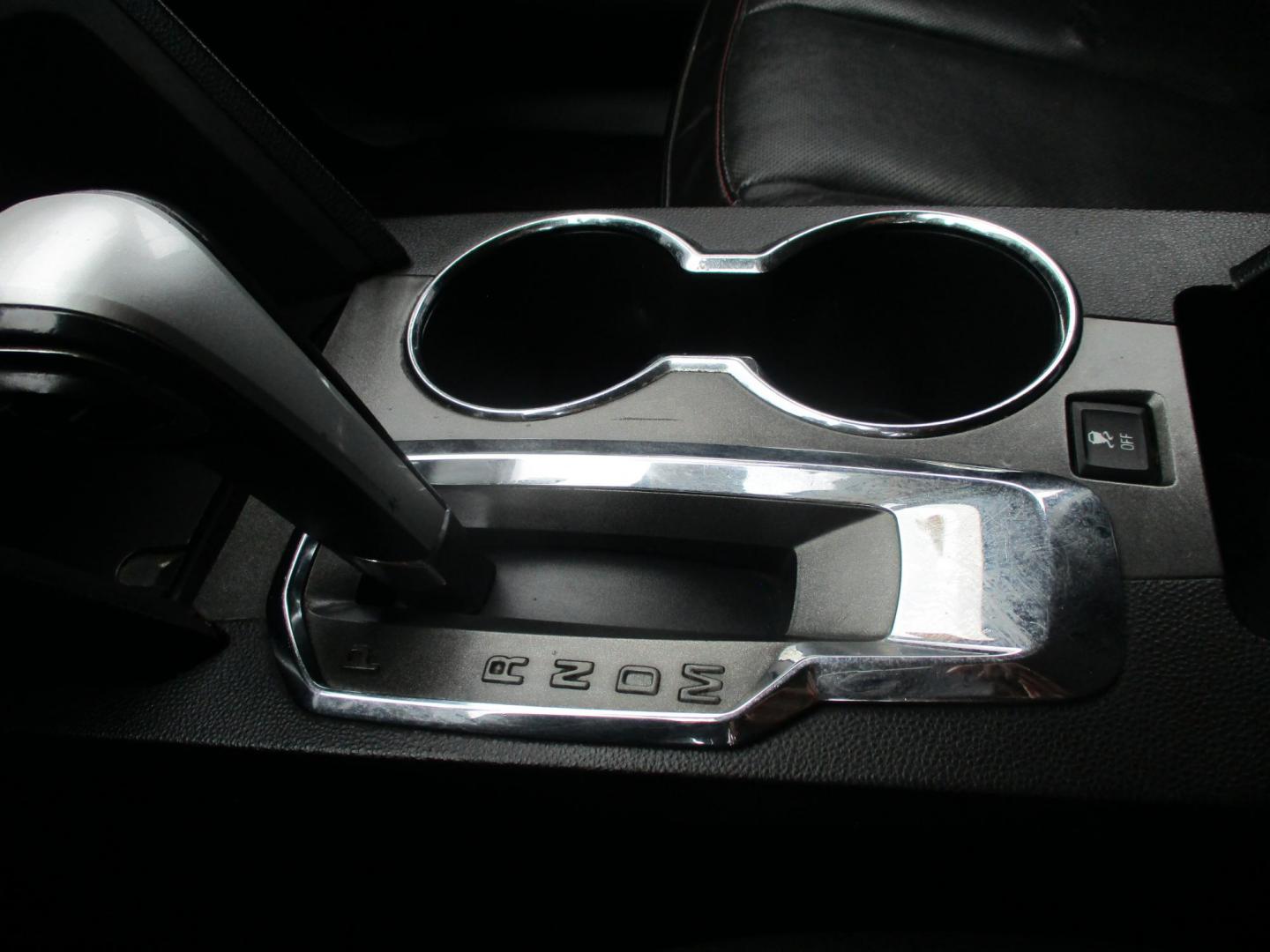 2010 BLACK Chevrolet Equinox LTZ FWD (2CNFLFEY8A6) with an 3.0L V6 DOHC 24V engine, 6-Speed Automatic transmission, located at 540a Delsea Drive, Sewell, NJ, 08080, (987) 867-5309, 39.752560, -75.111206 - Photo#20