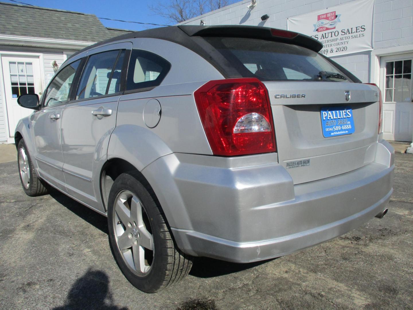 2008 SILVER Dodge Caliber R/T FWD (1B3HB78K18D) with an 2.4L L4 DOHC 16V engine, located at 540a Delsea Drive, Sewell, NJ, 08080, (987) 867-5309, 39.752560, -75.111206 - Photo#2
