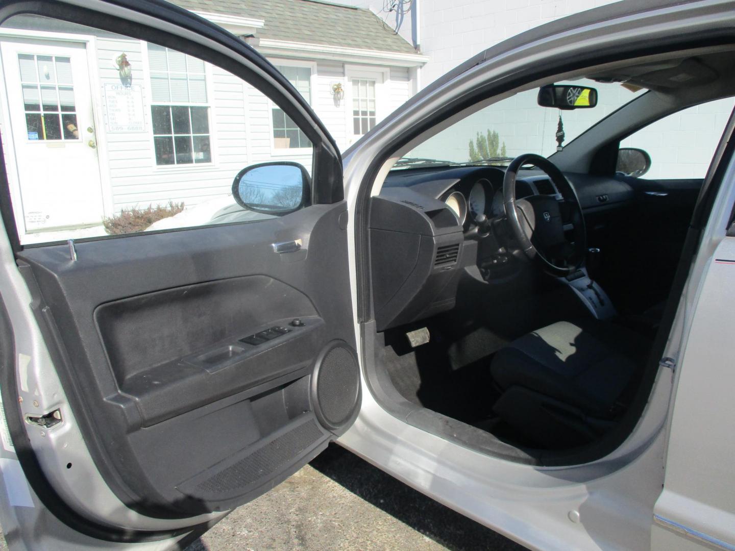 2008 SILVER Dodge Caliber R/T FWD (1B3HB78K18D) with an 2.4L L4 DOHC 16V engine, located at 540a Delsea Drive, Sewell, NJ, 08080, (987) 867-5309, 39.752560, -75.111206 - Photo#9
