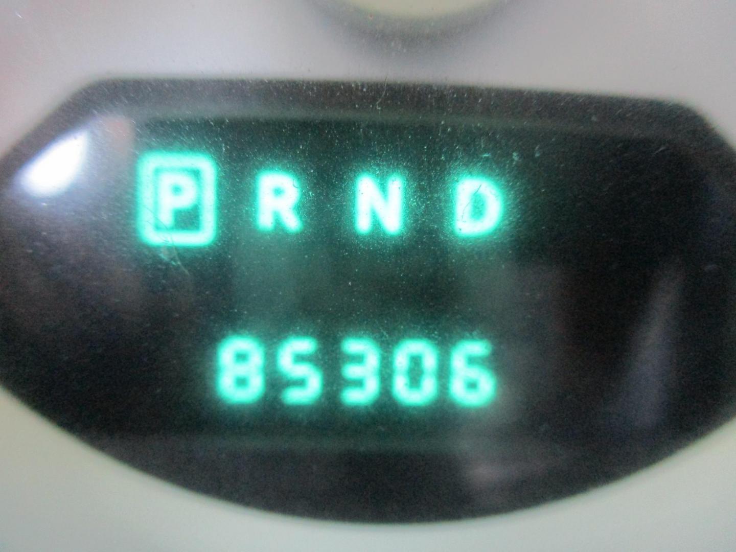 2008 SILVER Dodge Caliber R/T FWD (1B3HB78K18D) with an 2.4L L4 DOHC 16V engine, located at 540a Delsea Drive, Sewell, NJ, 08080, (987) 867-5309, 39.752560, -75.111206 - Photo#17