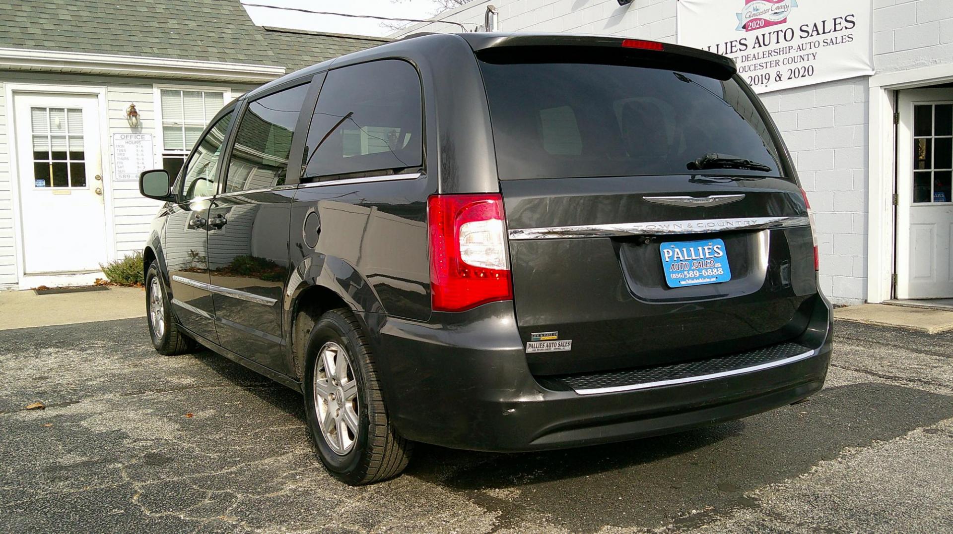 2012 BLACK Chrysler Town & Country Touring (2C4RC1BG0CR) with an 3.6L V6 DOHC 24V engine, 6-Speed Automatic transmission, located at 540a Delsea Drive, Sewell, NJ, 08080, (987) 867-5309, 39.752560, -75.111206 - Photo#2