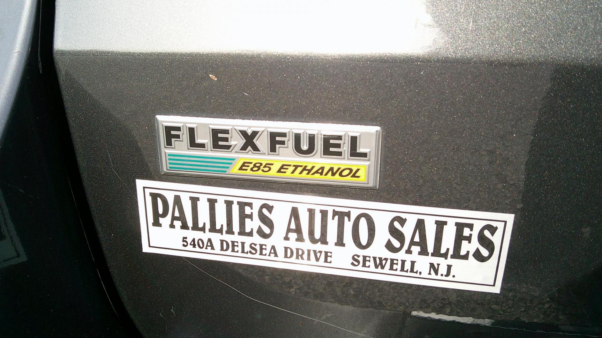 2012 BLACK Chrysler Town & Country Touring (2C4RC1BG0CR) with an 3.6L V6 DOHC 24V engine, 6-Speed Automatic transmission, located at 540a Delsea Drive, Sewell, NJ, 08080, (987) 867-5309, 39.752560, -75.111206 - Photo#5