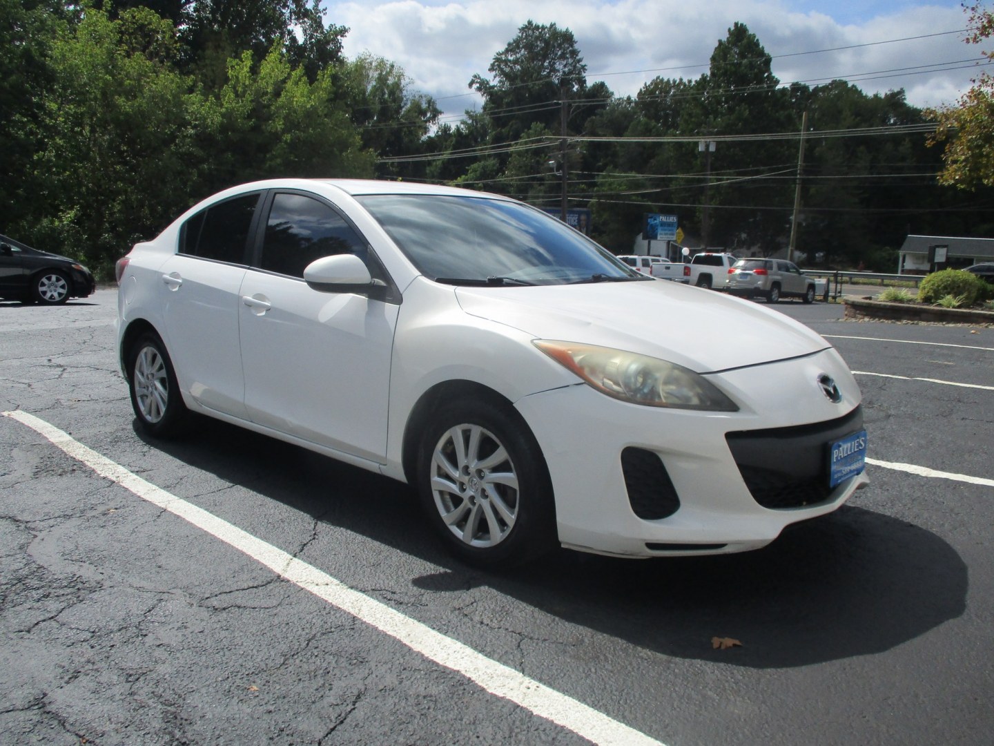 2012 WHITE Mazda MAZDA3 i Touring 4-Door (JM1BL1V89C1) with an 2.0L L4 DOHC 16V engine, located at 540a Delsea Drive, Sewell, NJ, 08080, (987) 867-5309, 39.752560, -75.111206- Photo#9