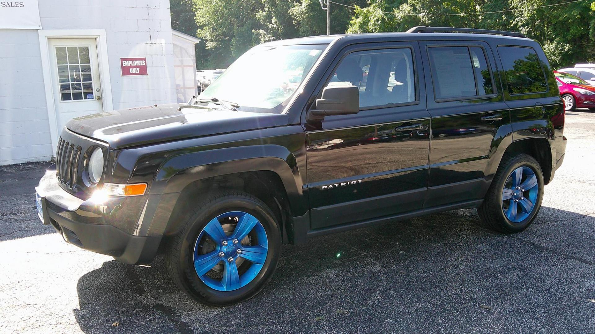 2014 BLACK Jeep Patriot LATITUDE 4WD (1C4NJRFB9ED) with an 2.4L L4 DOHV 16V engine, AUTOMATIC transmission, located at 540a Delsea Drive, Sewell, NJ, 08080, (987) 867-5309, 39.752560, -75.111206 - Photo#1