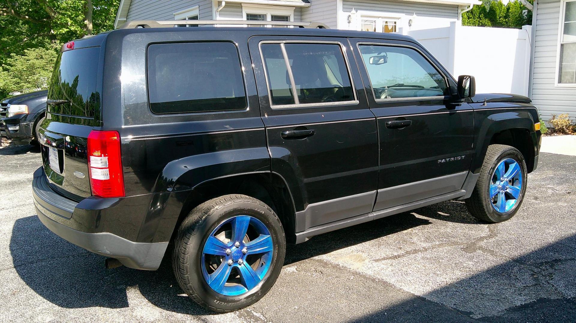 2014 BLACK Jeep Patriot LATITUDE 4WD (1C4NJRFB9ED) with an 2.4L L4 DOHV 16V engine, AUTOMATIC transmission, located at 540a Delsea Drive, Sewell, NJ, 08080, (987) 867-5309, 39.752560, -75.111206 - Photo#7