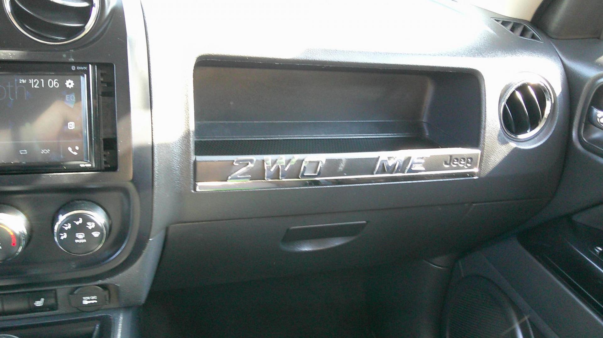 2014 BLACK Jeep Patriot LATITUDE 4WD (1C4NJRFB9ED) with an 2.4L L4 DOHV 16V engine, AUTOMATIC transmission, located at 540a Delsea Drive, Sewell, NJ, 08080, (987) 867-5309, 39.752560, -75.111206 - Photo#21