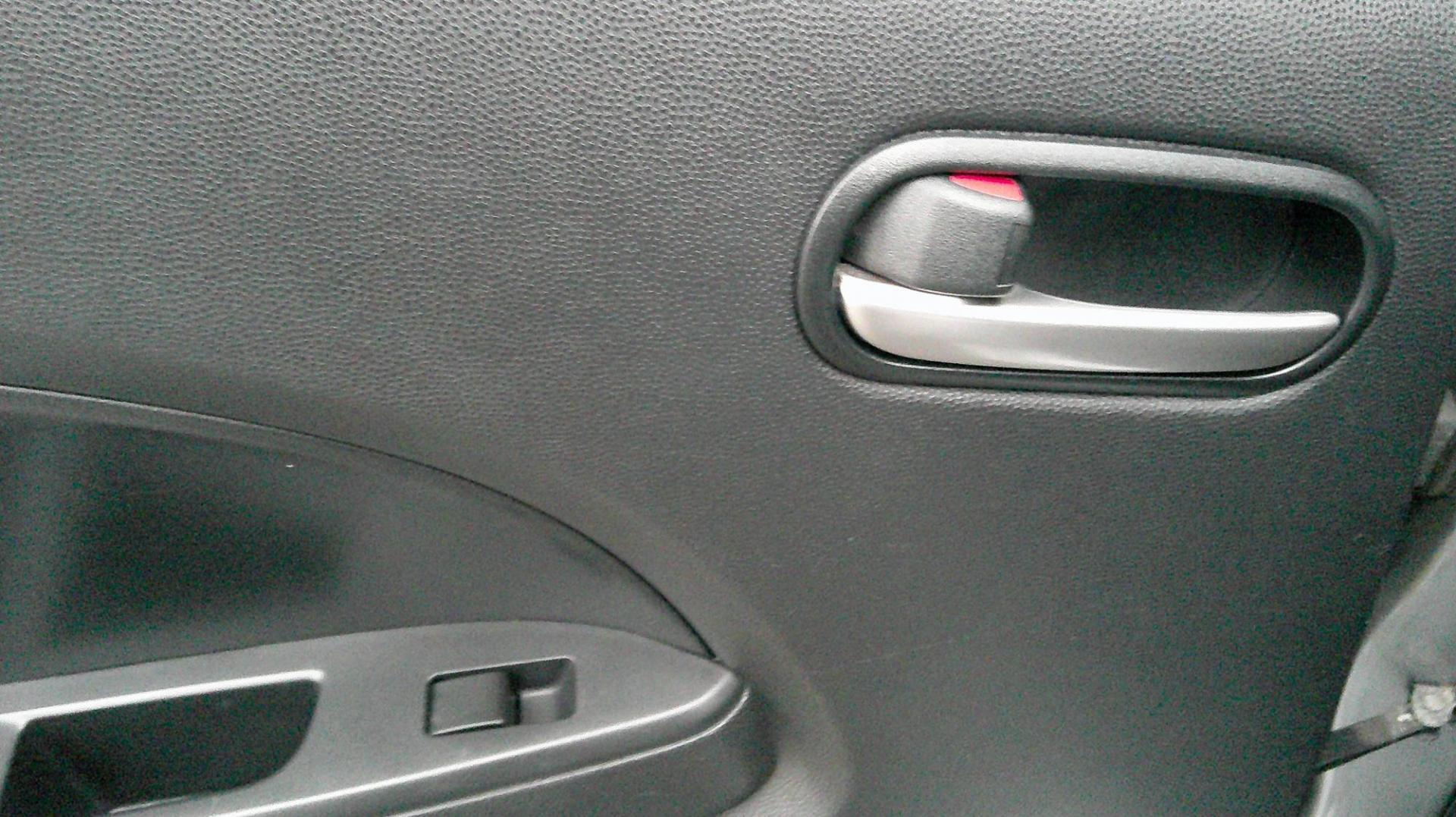 2012 SILVER Mazda MAZDA2 (JM1DE1KZ3C0) , AUTOMATIC transmission, located at 540a Delsea Drive, Sewell, NJ, 08080, (987) 867-5309, 39.752560, -75.111206 - Photo#13