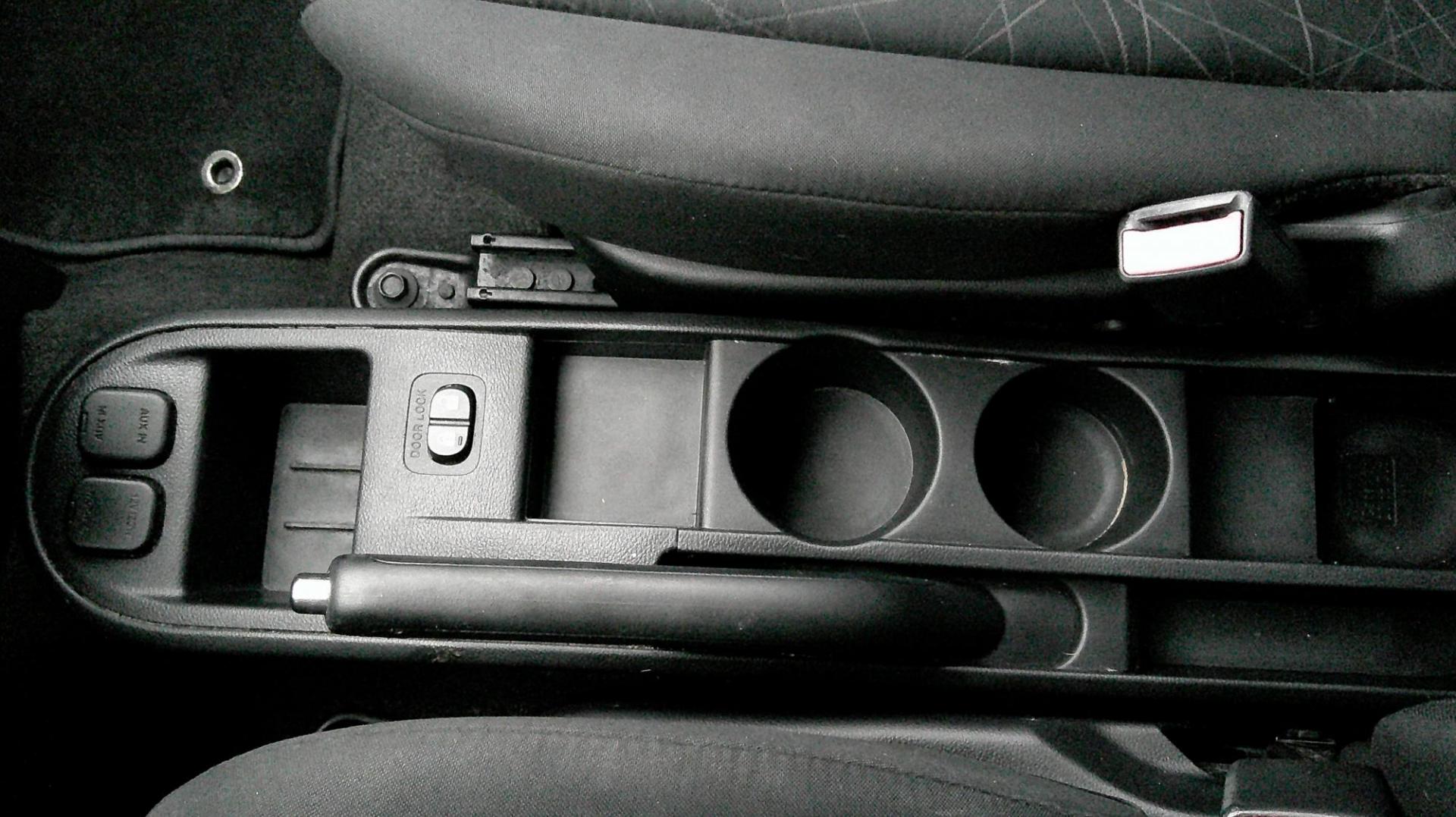 2012 SILVER Mazda MAZDA2 (JM1DE1KZ3C0) , AUTOMATIC transmission, located at 540a Delsea Drive, Sewell, NJ, 08080, (987) 867-5309, 39.752560, -75.111206 - Photo#20