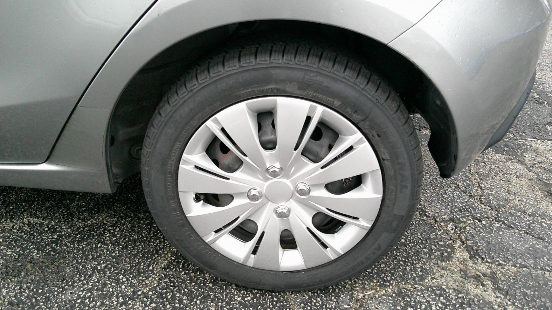 2012 SILVER Mazda MAZDA2 (JM1DE1KZ3C0) , AUTOMATIC transmission, located at 540a Delsea Drive, Sewell, NJ, 08080, (987) 867-5309, 39.752560, -75.111206 - Photo#25