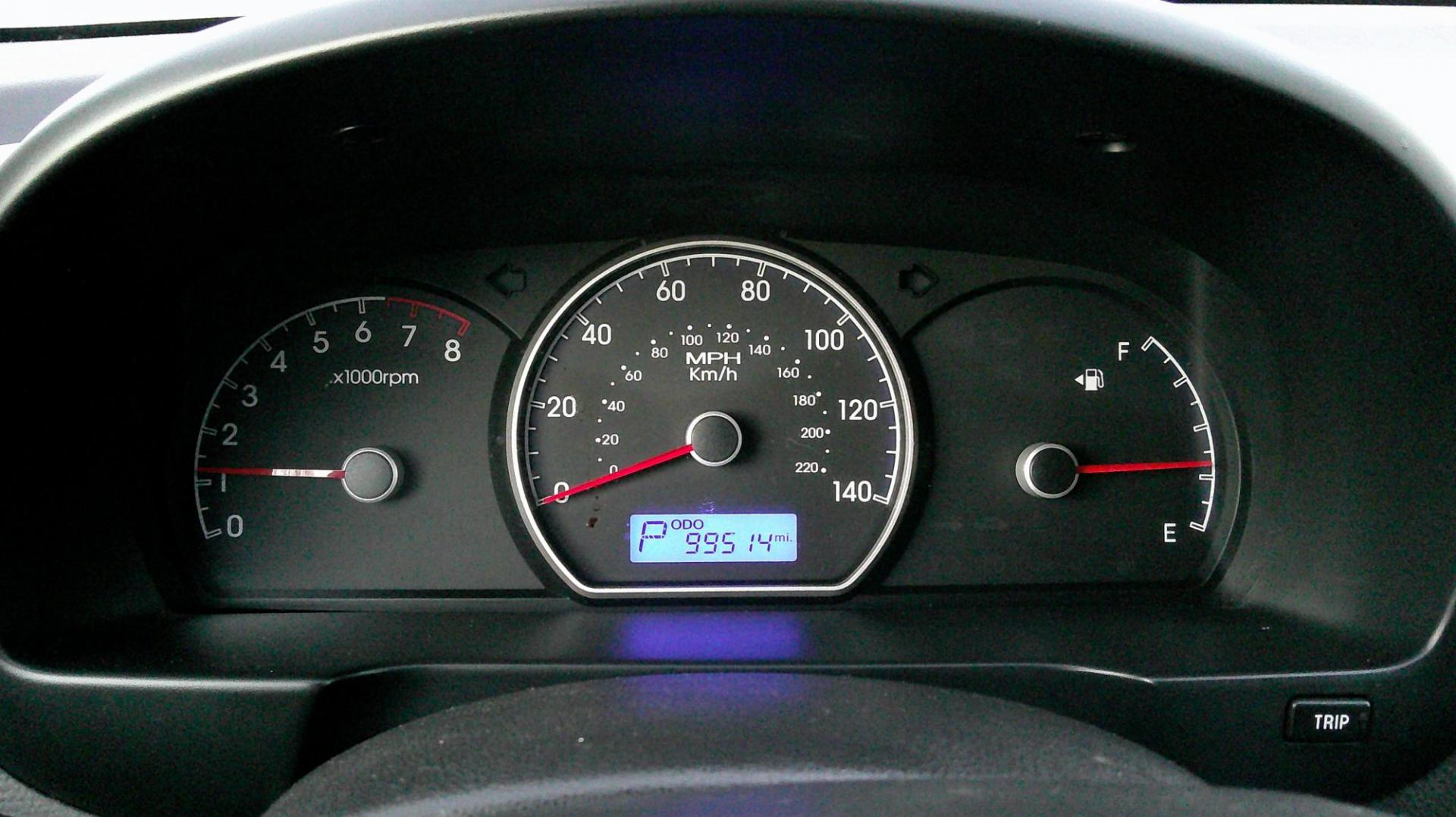 2010 RED Hyundai Elantra (KMHDU4AD7AU) , AUTOMATIC transmission, located at 540a Delsea Drive, Sewell, NJ, 08080, (987) 867-5309, 39.752560, -75.111206 - Photo#15