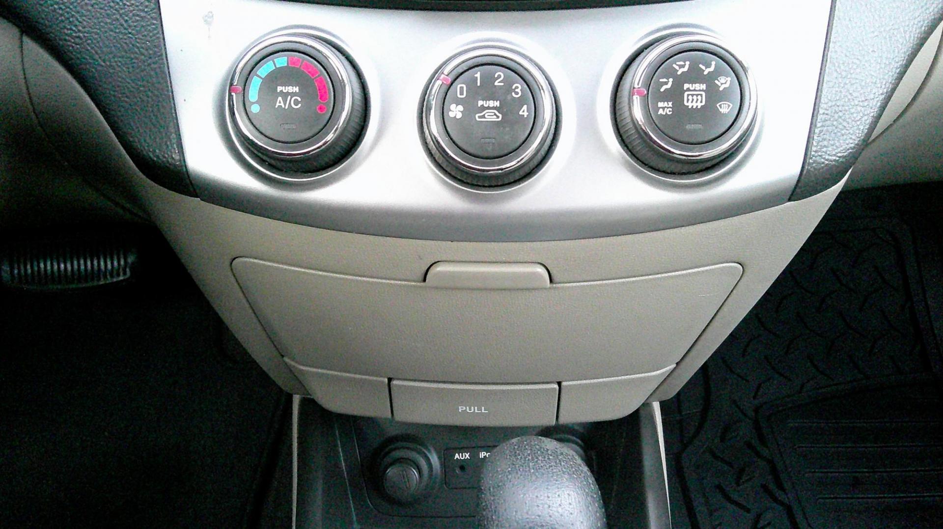 2010 RED Hyundai Elantra (KMHDU4AD7AU) , AUTOMATIC transmission, located at 540a Delsea Drive, Sewell, NJ, 08080, (987) 867-5309, 39.752560, -75.111206 - Photo#18