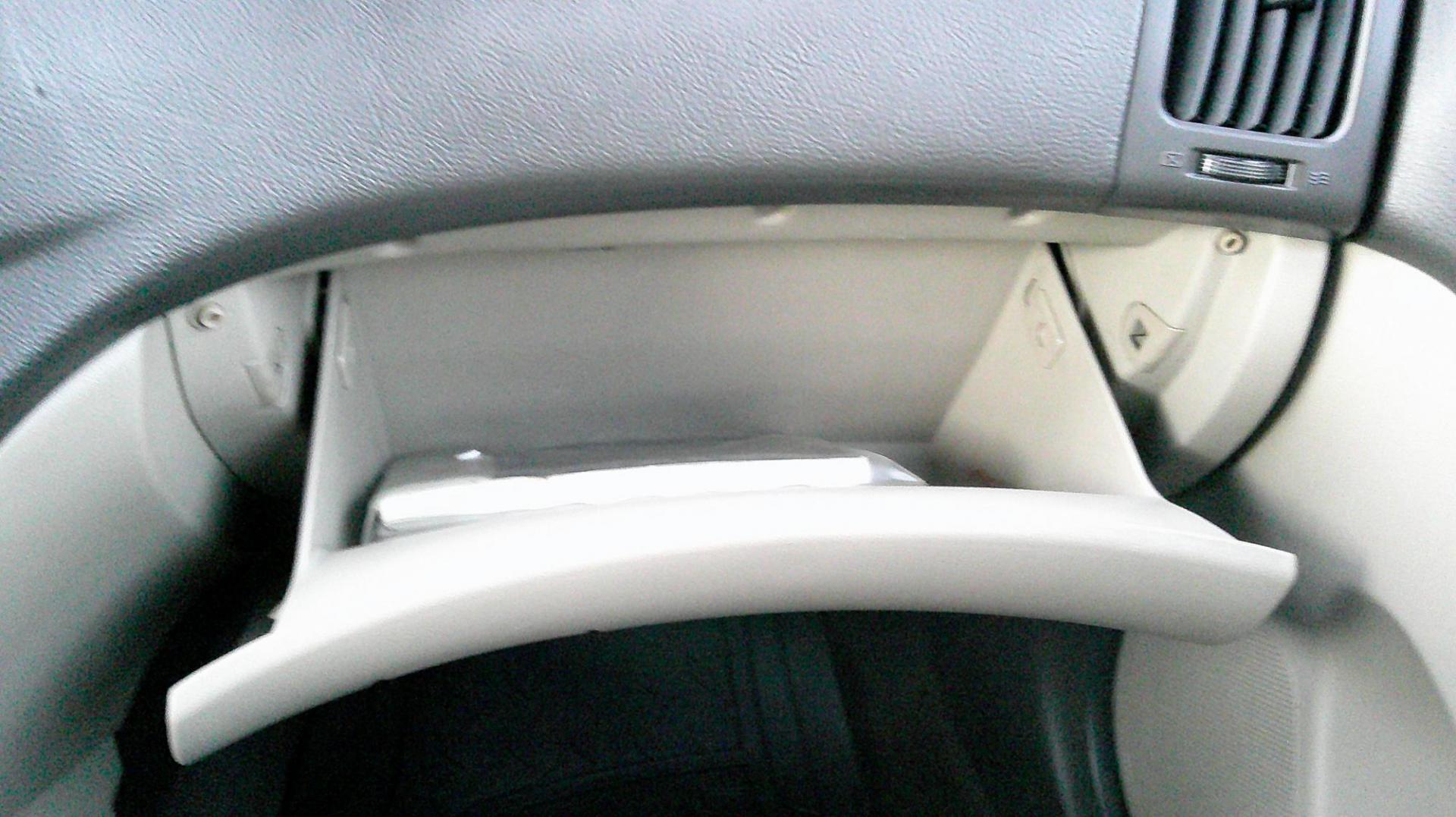 2010 RED Hyundai Elantra (KMHDU4AD7AU) , AUTOMATIC transmission, located at 540a Delsea Drive, Sewell, NJ, 08080, (987) 867-5309, 39.752560, -75.111206 - Photo#21