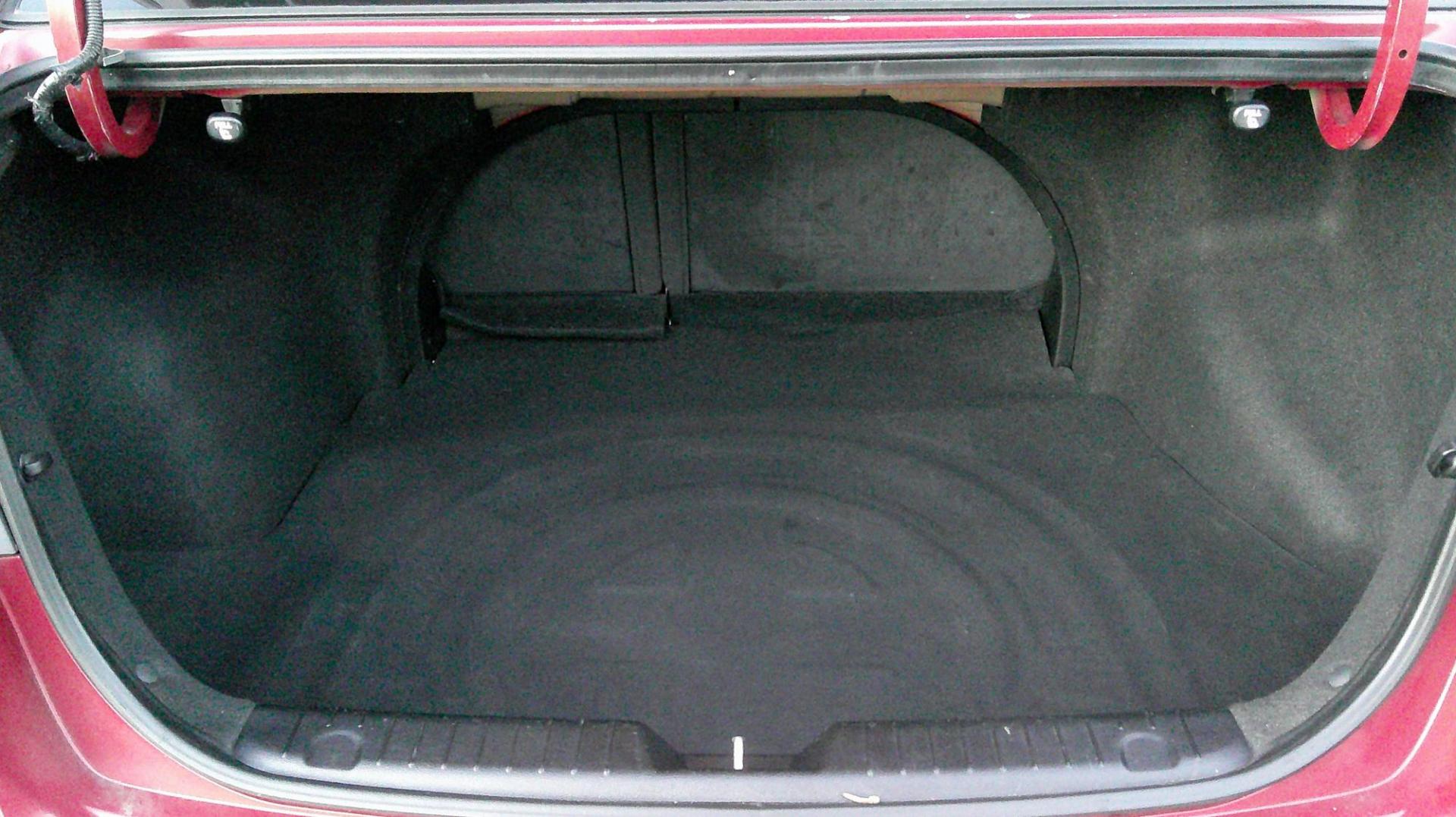 2010 RED Hyundai Elantra (KMHDU4AD7AU) , AUTOMATIC transmission, located at 540a Delsea Drive, Sewell, NJ, 08080, (987) 867-5309, 39.752560, -75.111206 - Photo#23