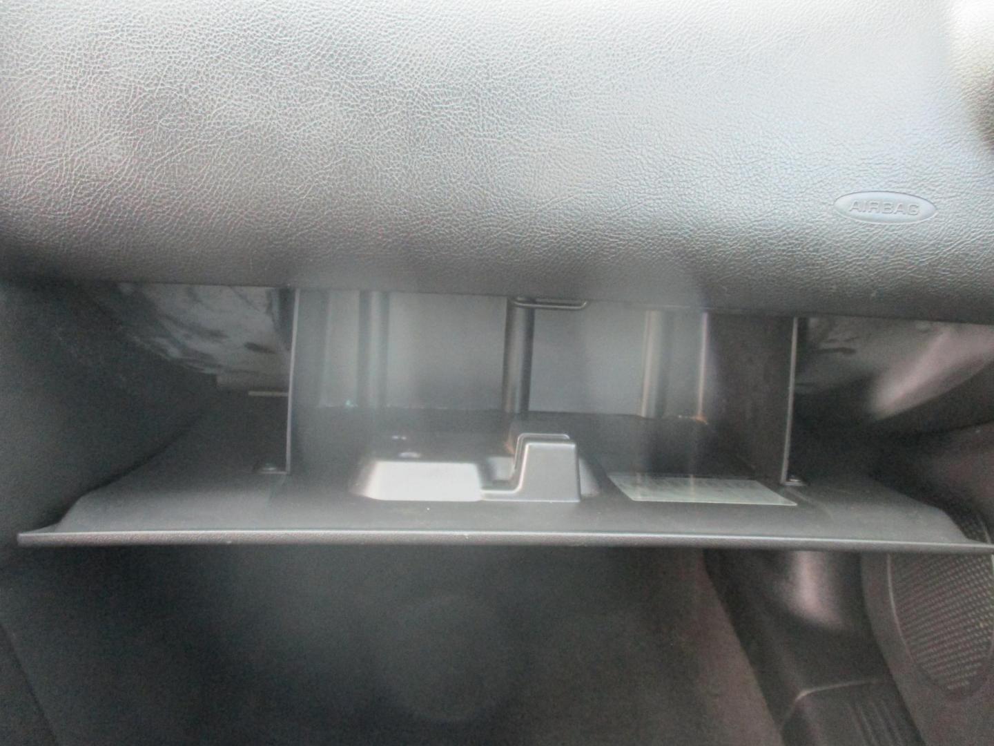 2009 RED Pontiac G6 Sedan (1G2ZJ57B994) with an 2.4L L4 DOHC 16V engine, 4-Speed Automatic transmission, located at 540a Delsea Drive, Sewell, NJ, 08080, (987) 867-5309, 39.752560, -75.111206 - Photo#18