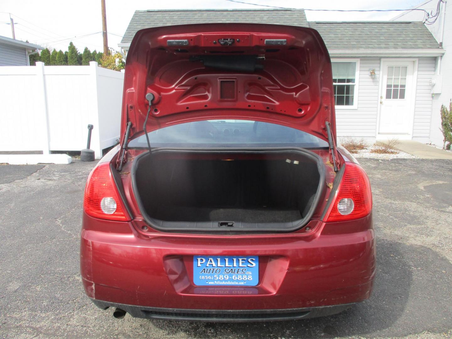 2009 RED Pontiac G6 Sedan (1G2ZJ57B994) with an 2.4L L4 DOHC 16V engine, 4-Speed Automatic transmission, located at 540a Delsea Drive, Sewell, NJ, 08080, (987) 867-5309, 39.752560, -75.111206 - Photo#19