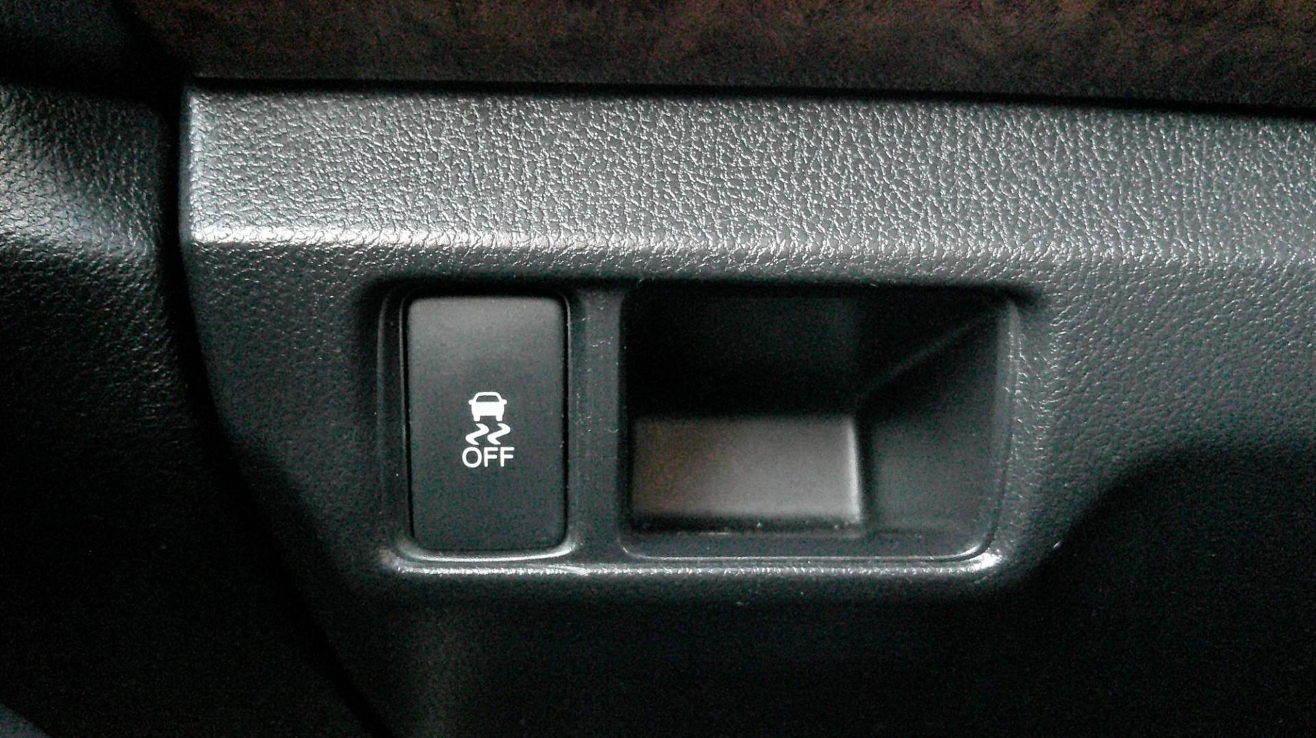 2011 GRAY Honda Accord (1HGCP2F76BA) , located at 540a Delsea Drive, Sewell, NJ, 08080, (987) 867-5309, 39.752560, -75.111206 - Photo#19