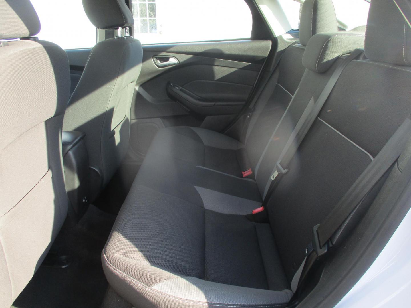 2014 WHITE Ford Focus SE Sedan (1FADP3F28EL) with an 2.0L L4 DOHC 16V engine, located at 540a Delsea Drive, Sewell, NJ, 08080, (987) 867-5309, 39.752560, -75.111206 - Photo#15