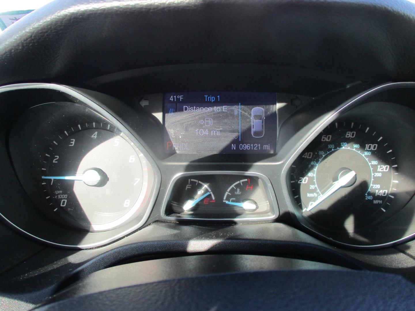 2014 WHITE Ford Focus SE Sedan (1FADP3F28EL) with an 2.0L L4 DOHC 16V engine, located at 540a Delsea Drive, Sewell, NJ, 08080, (987) 867-5309, 39.752560, -75.111206 - Photo#17