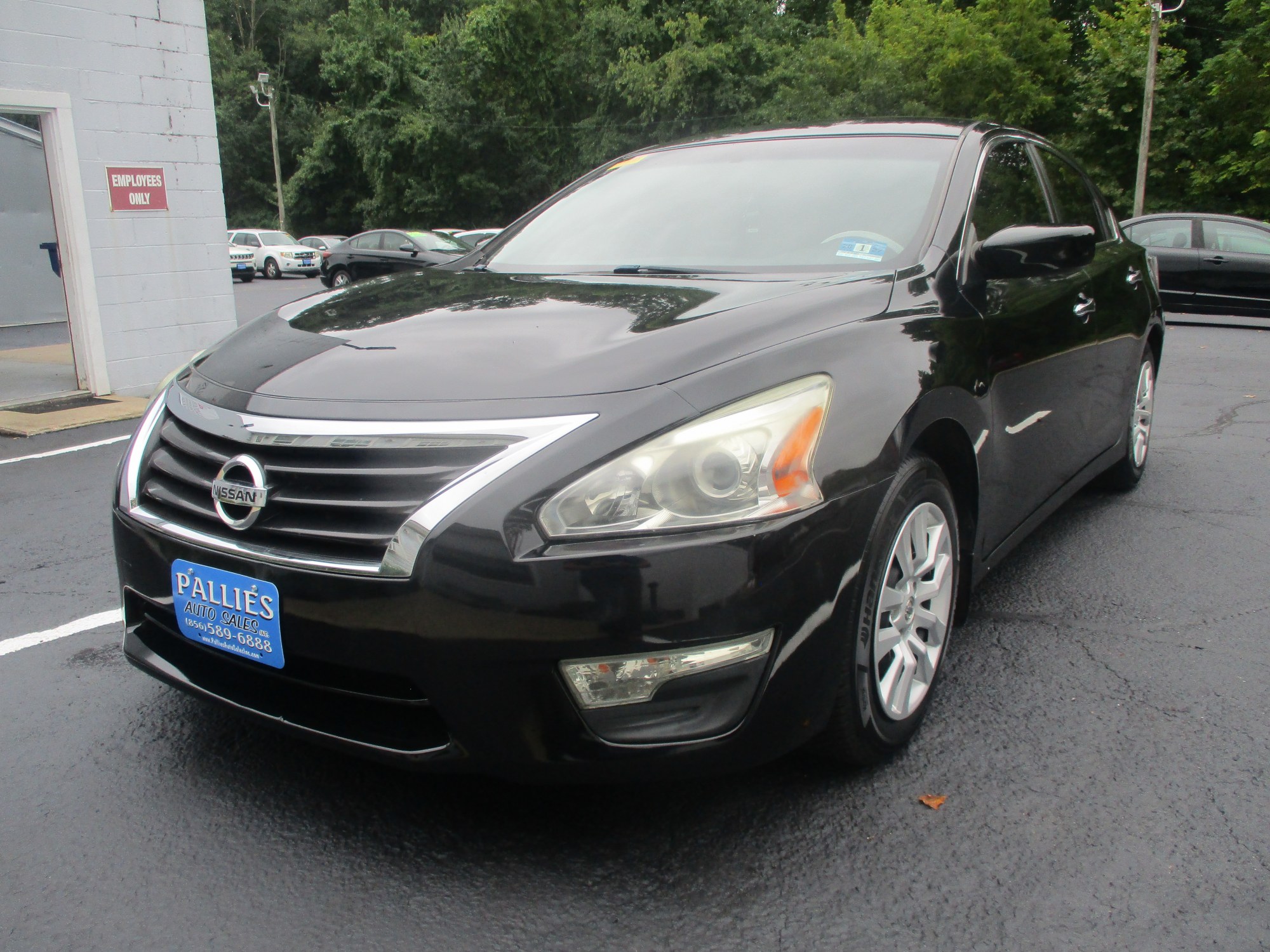 photo of 2015 Nissan Altima 2.5 S