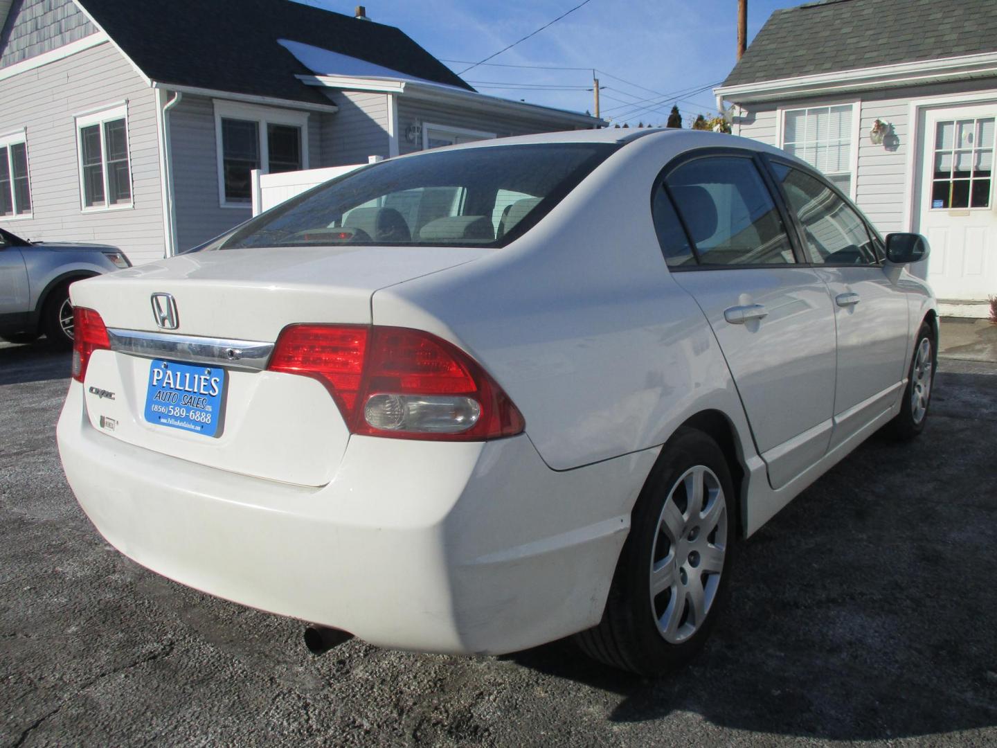 2011 WHITE Honda Civic (2HGFA1F59BH) , located at 540a Delsea Drive, Sewell, NJ, 08080, (987) 867-5309, 39.752560, -75.111206 - Photo#5