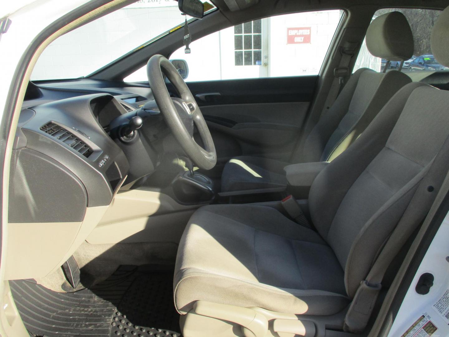 2011 WHITE Honda Civic (2HGFA1F59BH) , located at 540a Delsea Drive, Sewell, NJ, 08080, (987) 867-5309, 39.752560, -75.111206 - Photo#11