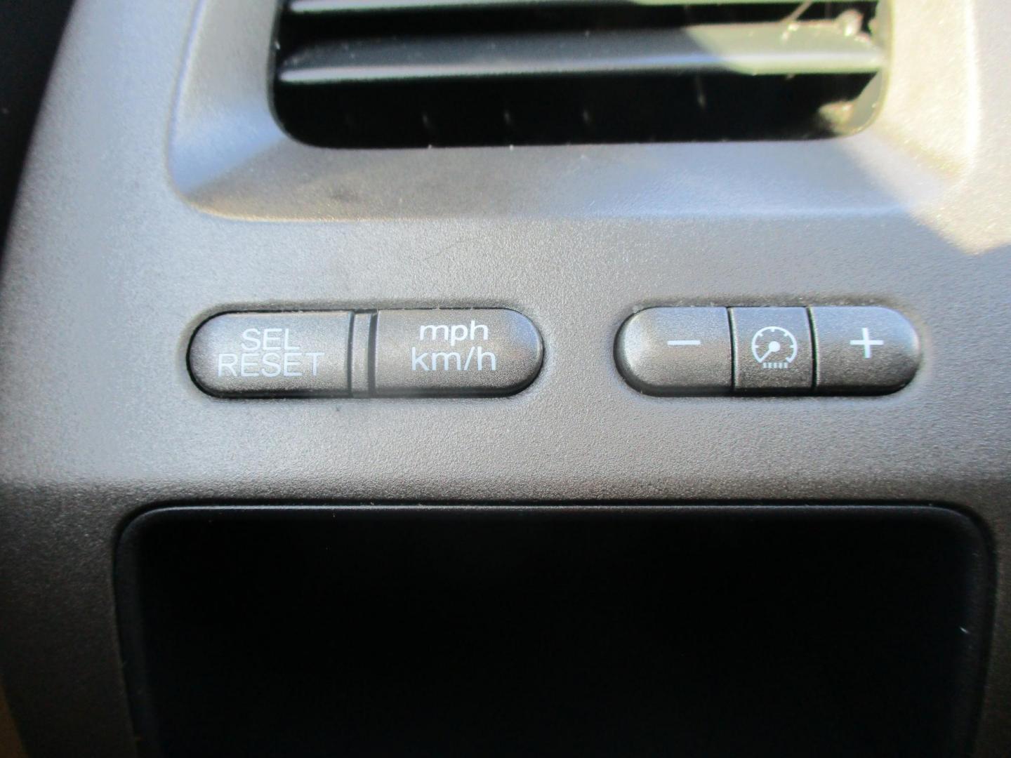 2011 WHITE Honda Civic (2HGFA1F59BH) , located at 540a Delsea Drive, Sewell, NJ, 08080, (987) 867-5309, 39.752560, -75.111206 - Photo#20