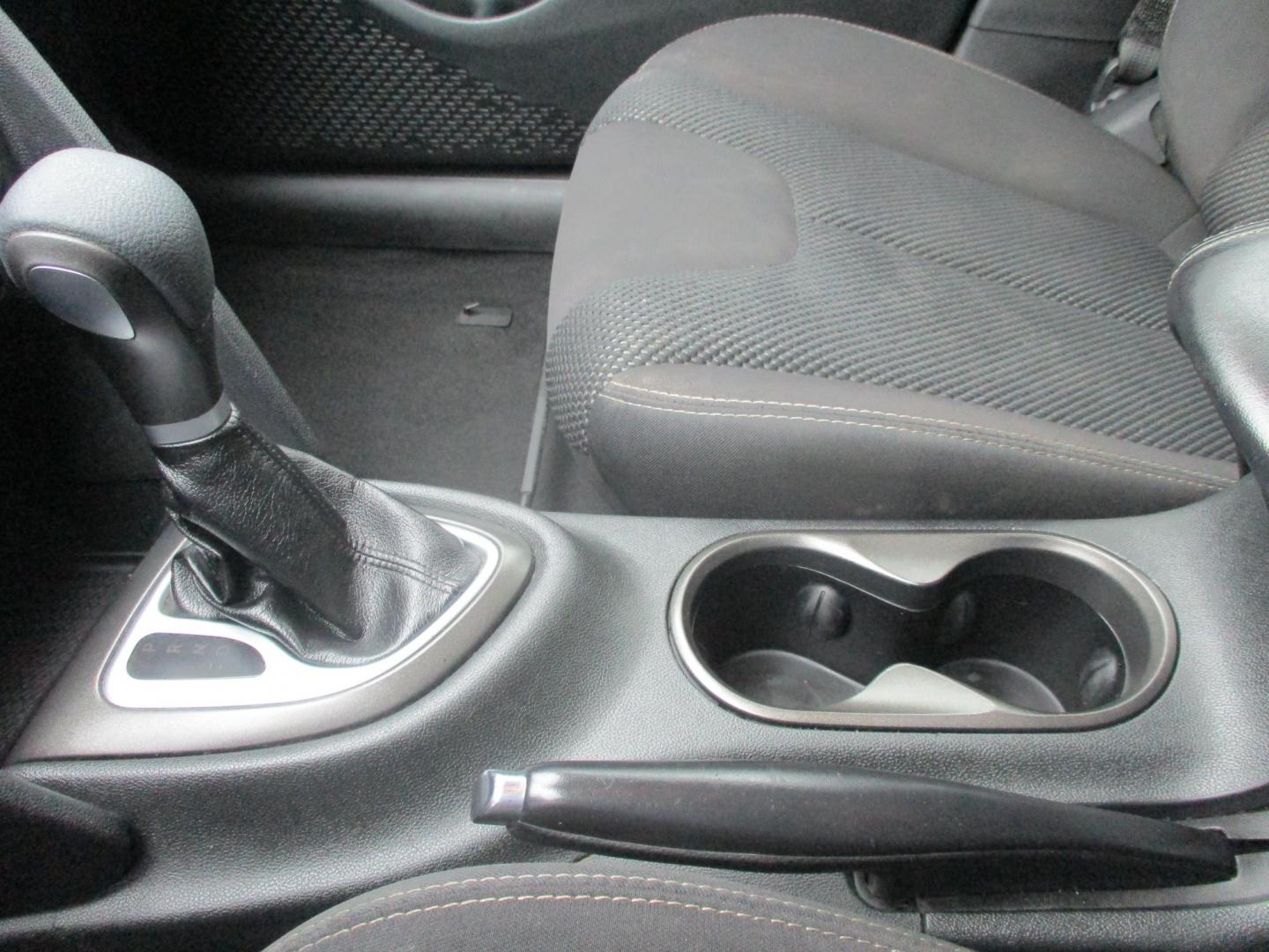 2015 SILVER Dodge Dart SXT (1C3CDFBB3FD) with an 2.4L L4 DOHC 16V engine, AUTOMATIC transmission, located at 540a Delsea Drive, Sewell, NJ, 08080, (987) 867-5309, 39.752560, -75.111206 - Photo#20