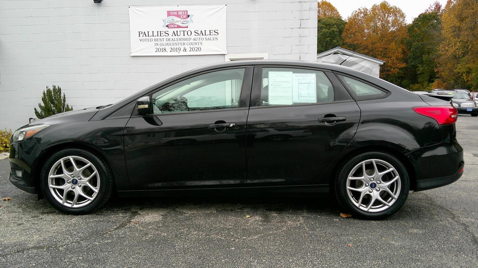 2015 BLACK Ford Focus (1FADP3F24FL) , AUTOMATIC transmission, located at 540a Delsea Drive, Sewell, NJ, 08080, (987) 867-5309, 39.752560, -75.111206 - Photo#1