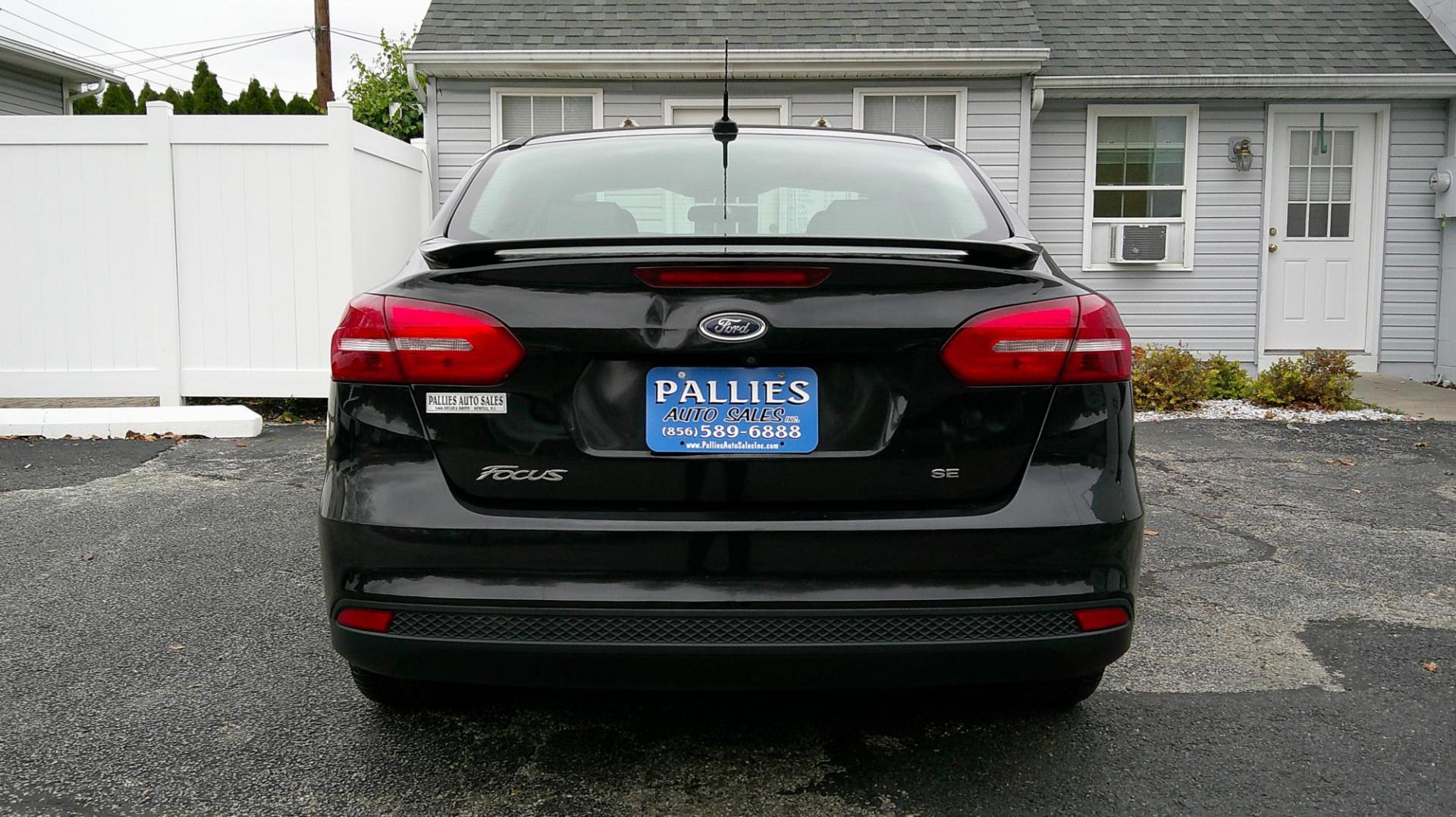 2015 BLACK Ford Focus (1FADP3F24FL) , AUTOMATIC transmission, located at 540a Delsea Drive, Sewell, NJ, 08080, (987) 867-5309, 39.752560, -75.111206 - Photo#3