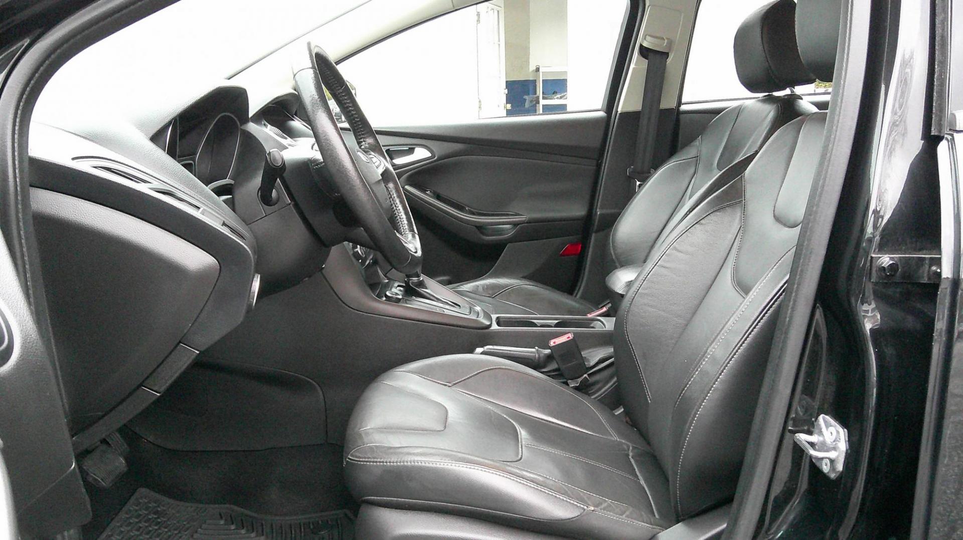 2015 BLACK Ford Focus (1FADP3F24FL) , AUTOMATIC transmission, located at 540a Delsea Drive, Sewell, NJ, 08080, (987) 867-5309, 39.752560, -75.111206 - Photo#12