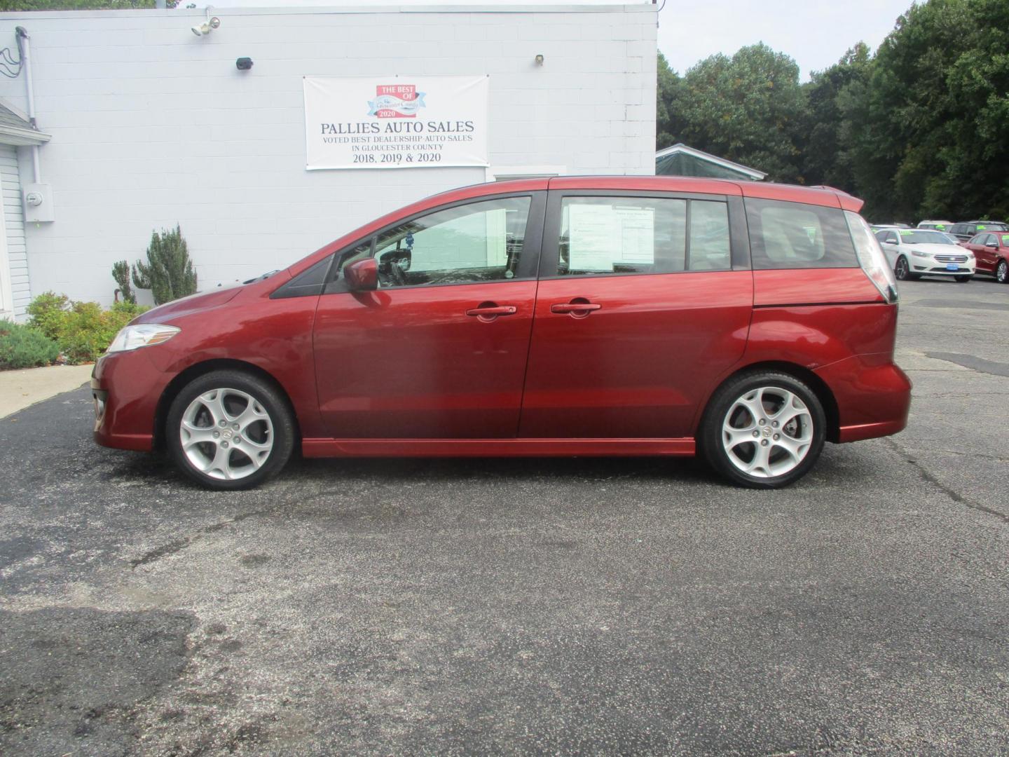 2010 RED Mazda MAZDA5 Grand Touring (JM1CR2WL5A0) with an 2.3L L4 DOHC 16V engine, AUTOMATIC transmission, located at 540a Delsea Drive, Sewell, NJ, 08080, (987) 867-5309, 39.752560, -75.111206 - Photo#3