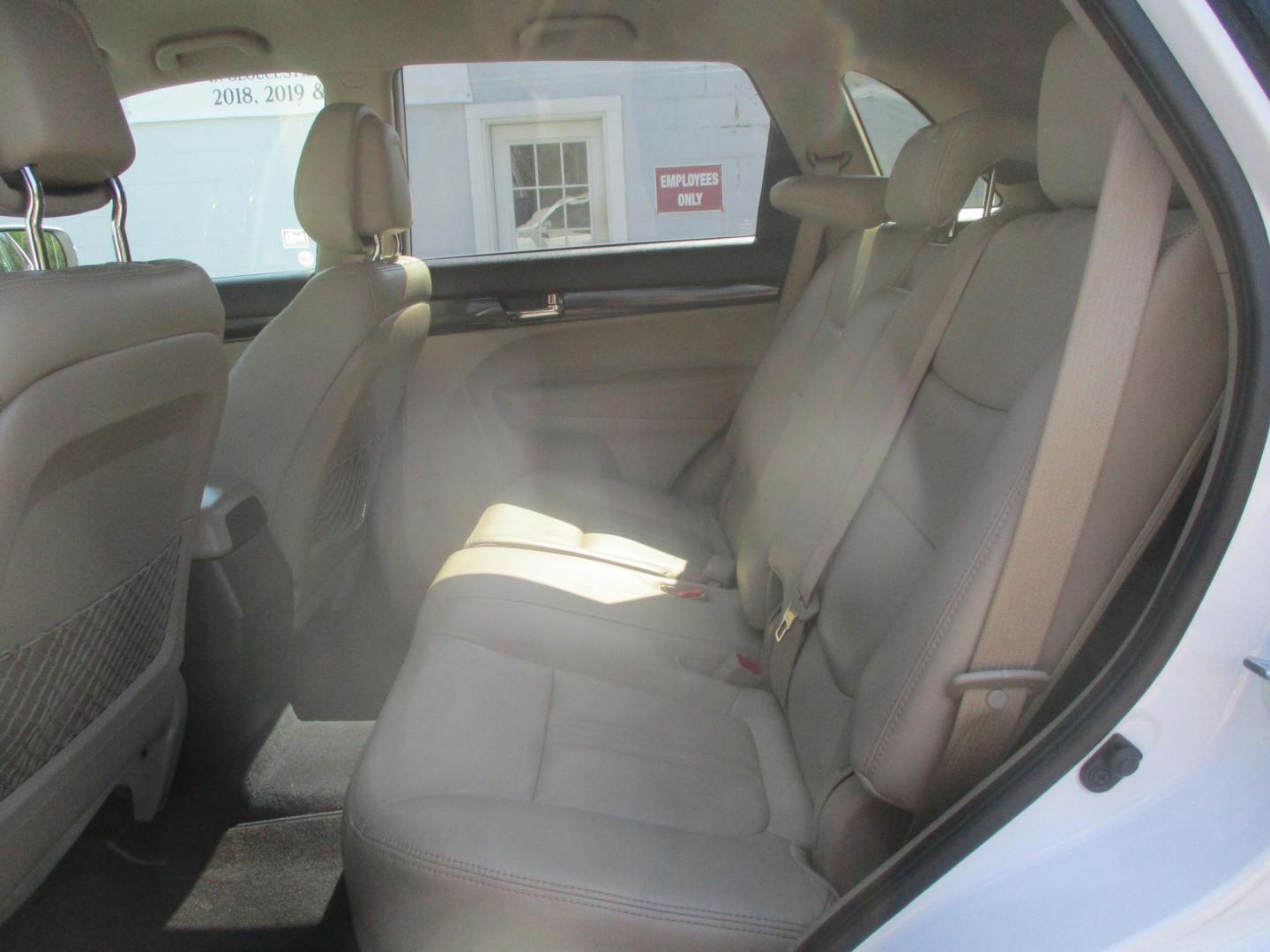 2011 WHITE Kia Sorento LX 2WD (5XYKT4A27BG) with an 3.5L V6 DOHC 24V engine, 6-Speed Automatic transmission, located at 540a Delsea Drive, Sewell, NJ, 08080, (987) 867-5309, 39.752560, -75.111206 - Photo#14