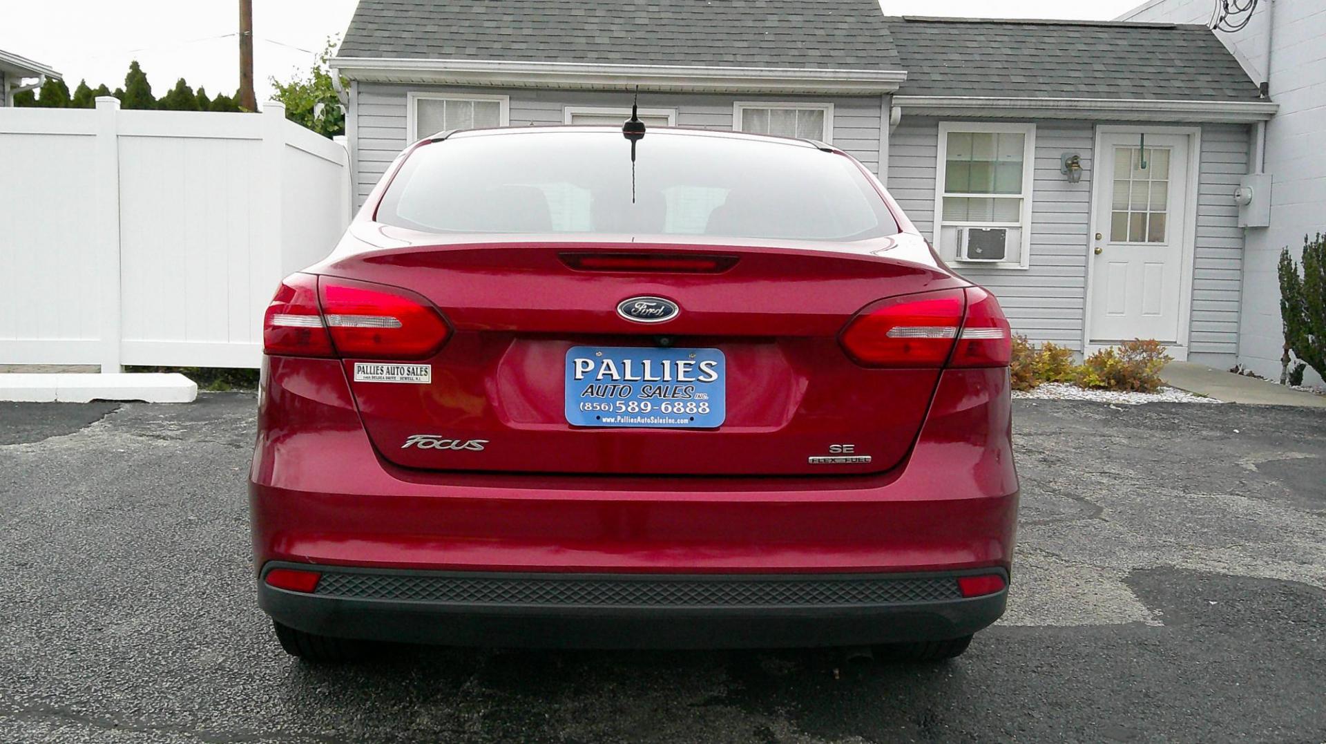 2015 RED Ford Focus SE Sedan (1FADP3F25FL) with an 2.0L L4 DOHC 16V engine, located at 540a Delsea Drive, Sewell, NJ, 08080, (987) 867-5309, 39.752560, -75.111206 - Photo#3