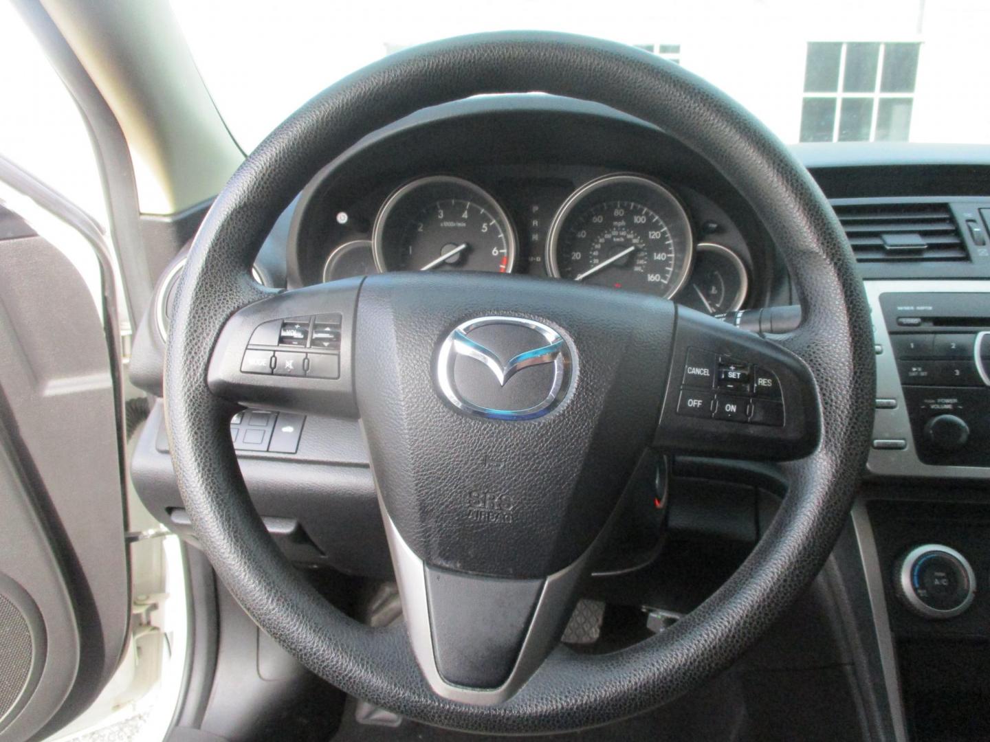 2011 WHITE Mazda MAZDA6 I Touring (1YVHZ8BH4B5) with an 2.5L L4 DOHC 16V engine, AUTOMATIC transmission, located at 540a Delsea Drive, Sewell, NJ, 08080, (987) 867-5309, 39.752560, -75.111206 - Photo#15