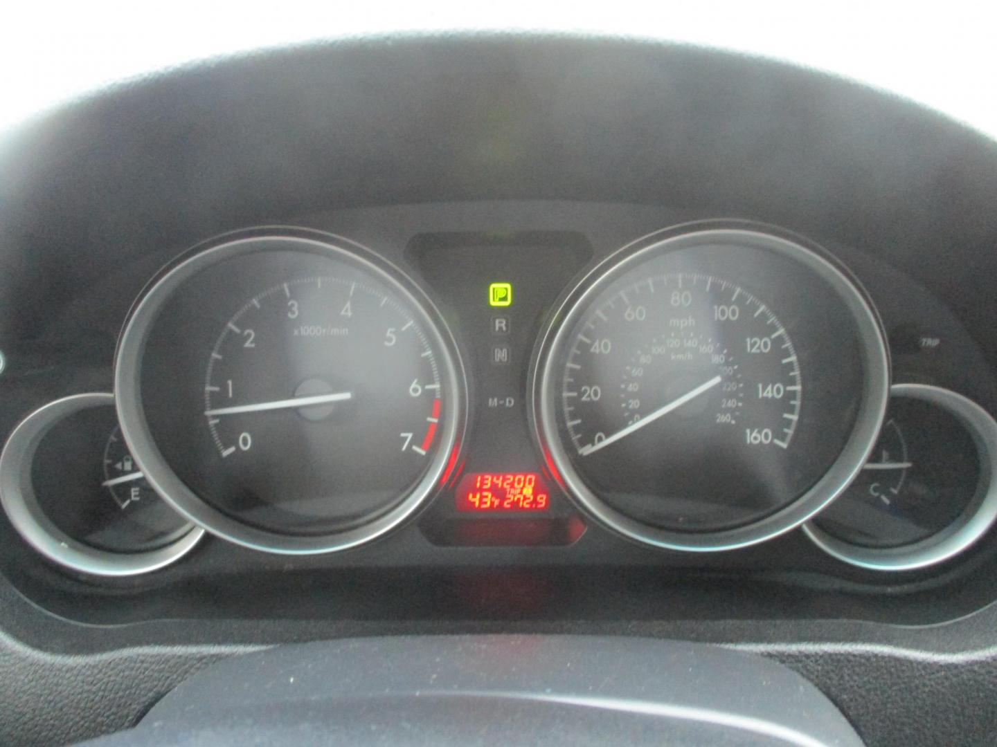 2011 WHITE Mazda MAZDA6 I Touring (1YVHZ8BH4B5) with an 2.5L L4 DOHC 16V engine, AUTOMATIC transmission, located at 540a Delsea Drive, Sewell, NJ, 08080, (987) 867-5309, 39.752560, -75.111206 - Photo#16