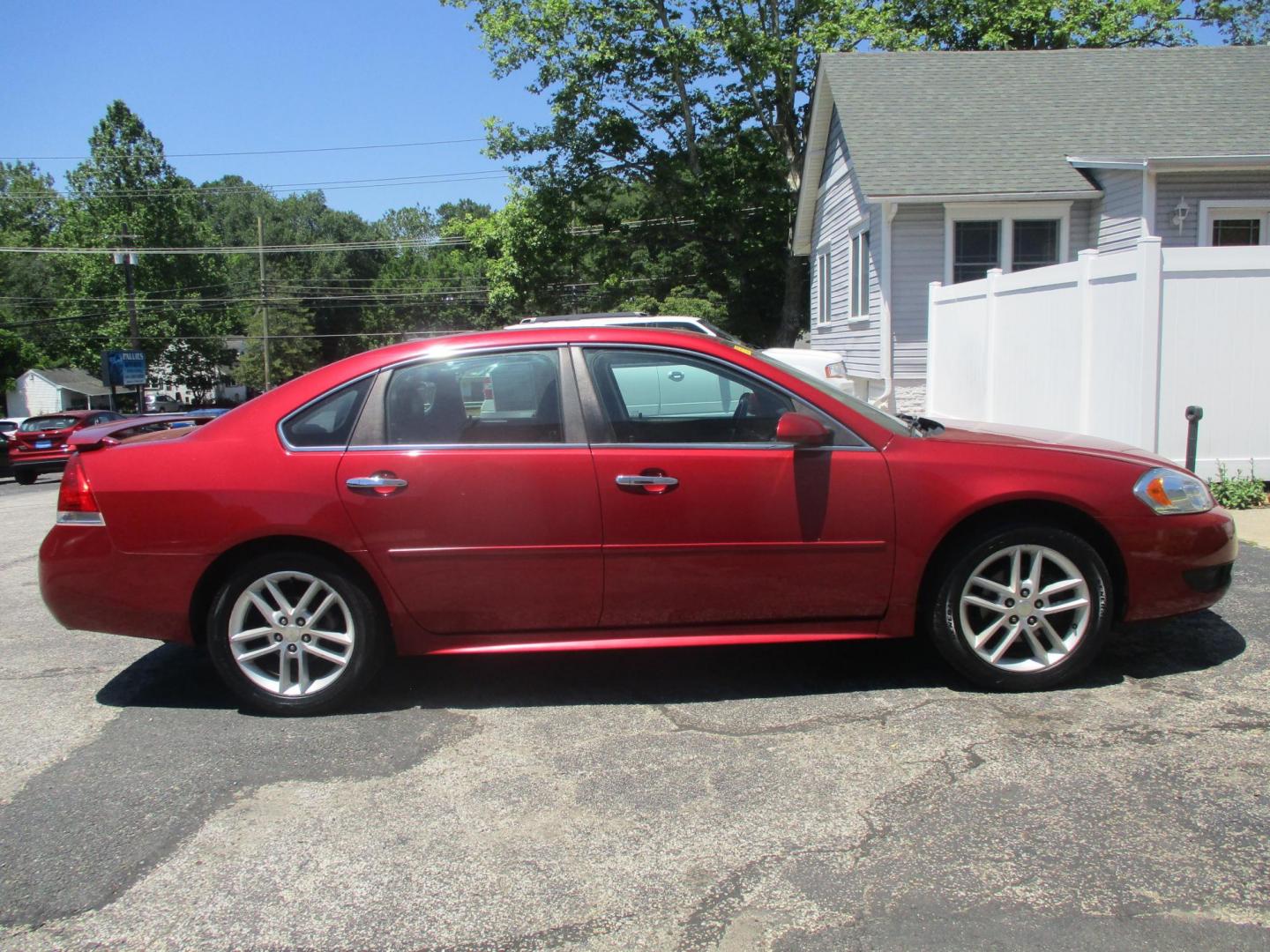 2014 RED Chevrolet Impala LTZ (2G1WC5E37E1) with an 3.6L V6 DOHC 16V FFV engine, 6-Speed Automatic transmission, located at 540a Delsea Drive, Sewell, NJ, 08080, (987) 867-5309, 39.752560, -75.111206 - Photo#7