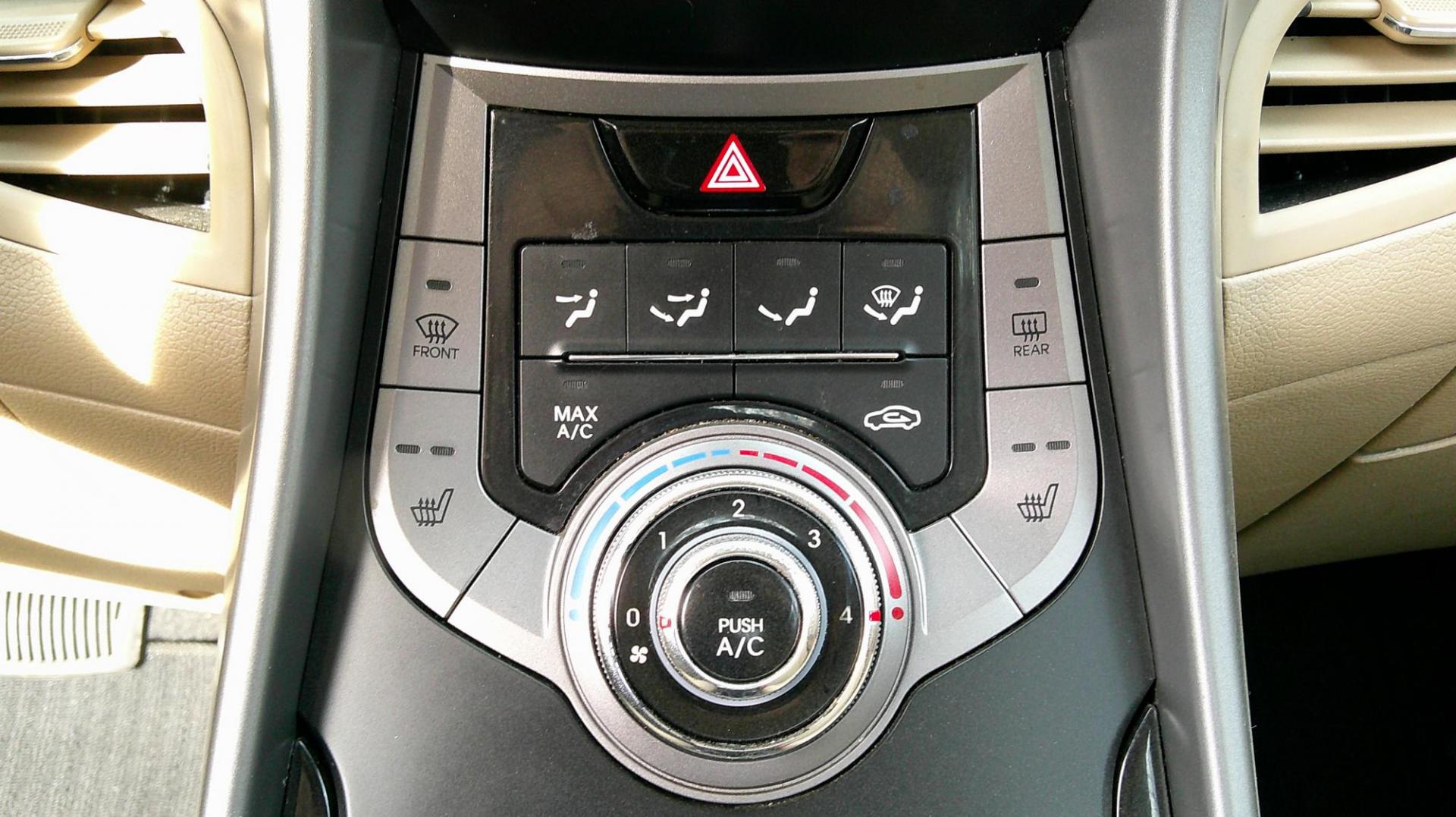 2013 WHITE Hyundai Elantra Limited (5NPDH4AE9DH) with an 1.8L L4 DOHC 16V engine, 6-Speed Automatic transmission, located at 540a Delsea Drive, Sewell, NJ, 08080, (987) 867-5309, 39.752560, -75.111206 - Photo#17