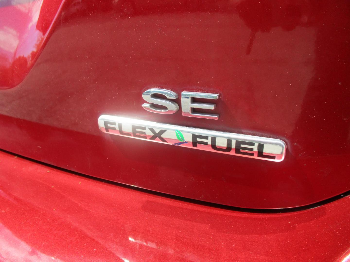 2014 RED Ford Focus SE Hatch (1FADP3K24EL) with an 2.0L L4 DOHC 16V engine, located at 540a Delsea Drive, Sewell, NJ, 08080, (987) 867-5309, 39.752560, -75.111206 - Photo#5