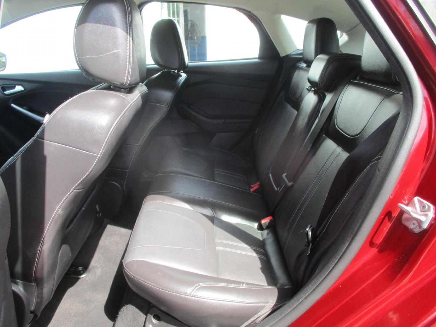 2014 RED Ford Focus SE Hatch (1FADP3K24EL) with an 2.0L L4 DOHC 16V engine, located at 540a Delsea Drive, Sewell, NJ, 08080, (987) 867-5309, 39.752560, -75.111206 - Photo#15