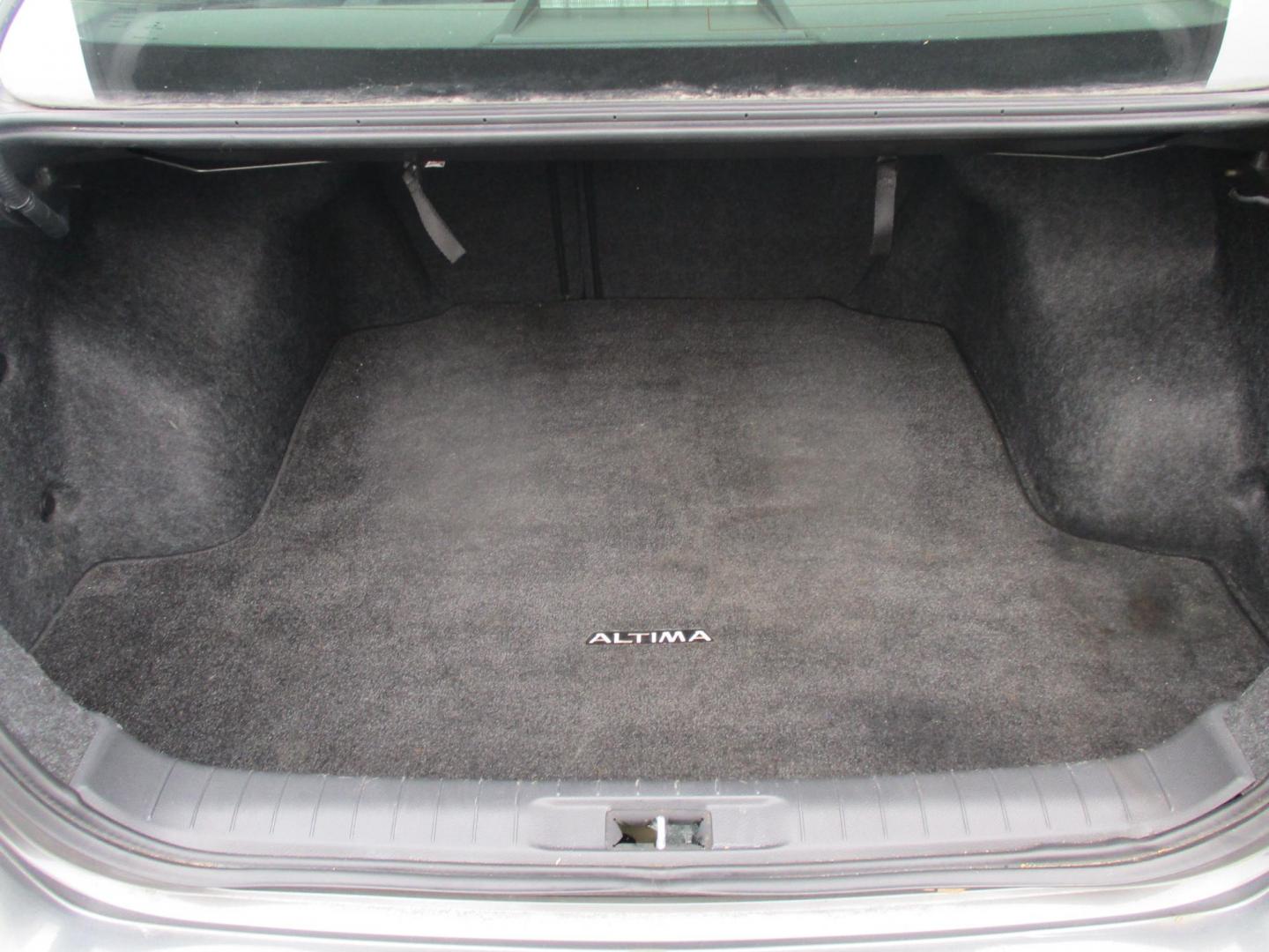 2015 GRAY Nissan Altima 2.5 S (1N4AL3APXFN) with an 2.5L L4 DOHC 16V engine, Continuously Variable Transmission transmission, located at 540a Delsea Drive, Sewell, NJ, 08080, (987) 867-5309, 39.752560, -75.111206 - Photo#27