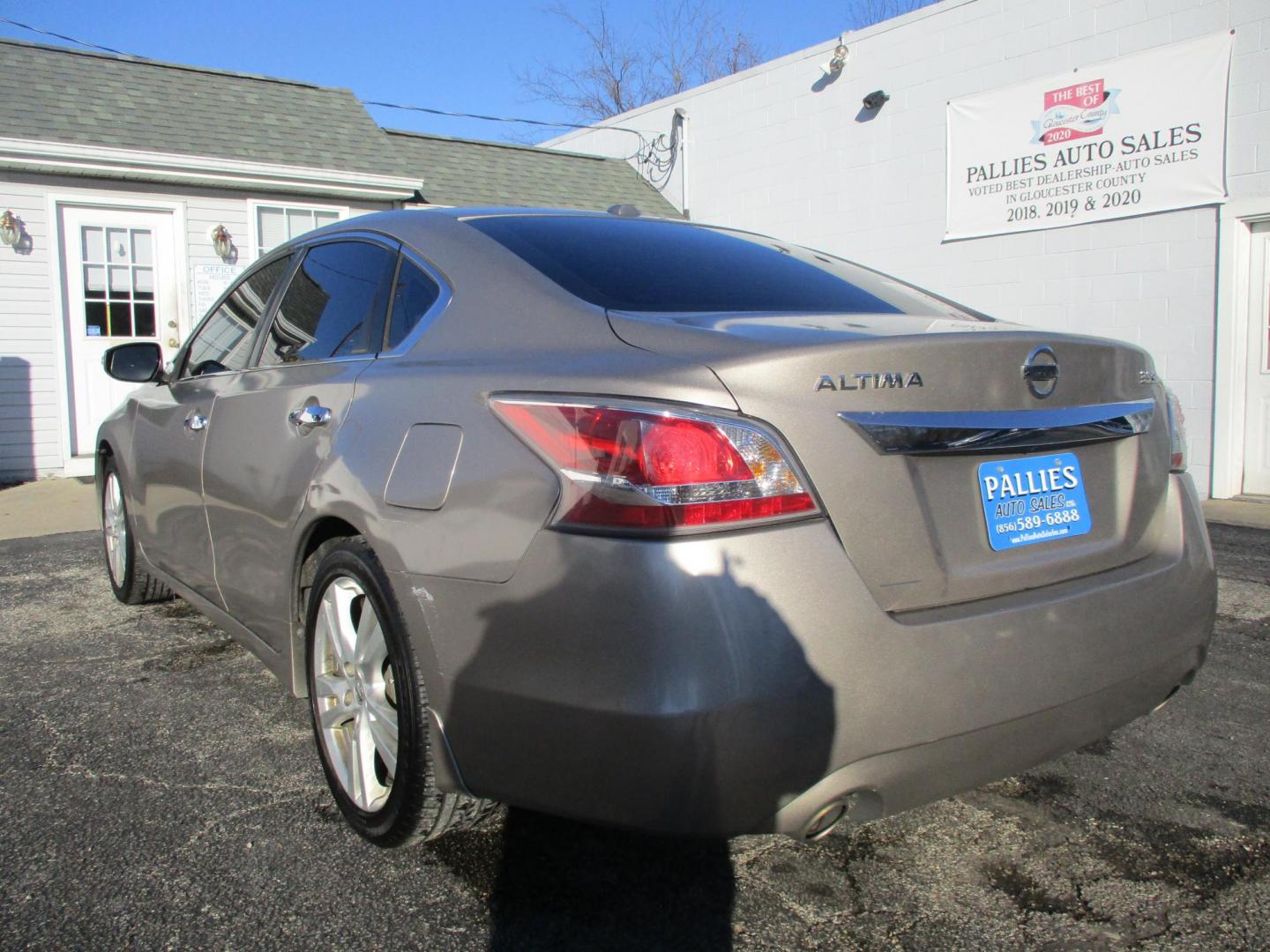 2015 BROWN Nissan Altima 3.5 SV (1N4BL3AP5FC) with an 3.5L V6 DOHC 24V engine, Continuously Variable Transmission transmission, located at 540a Delsea Drive, Sewell, NJ, 08080, (987) 867-5309, 39.752560, -75.111206 - Photo#2