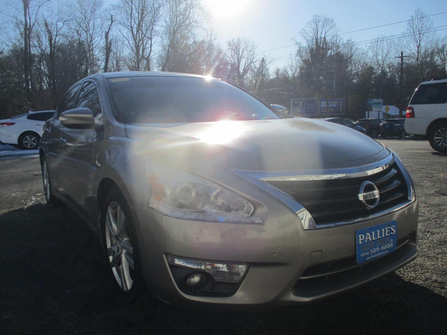 2015 BROWN Nissan Altima 3.5 SV (1N4BL3AP5FC) with an 3.5L V6 DOHC 24V engine, Continuously Variable Transmission transmission, located at 540a Delsea Drive, Sewell, NJ, 08080, (987) 867-5309, 39.752560, -75.111206 - Photo#8