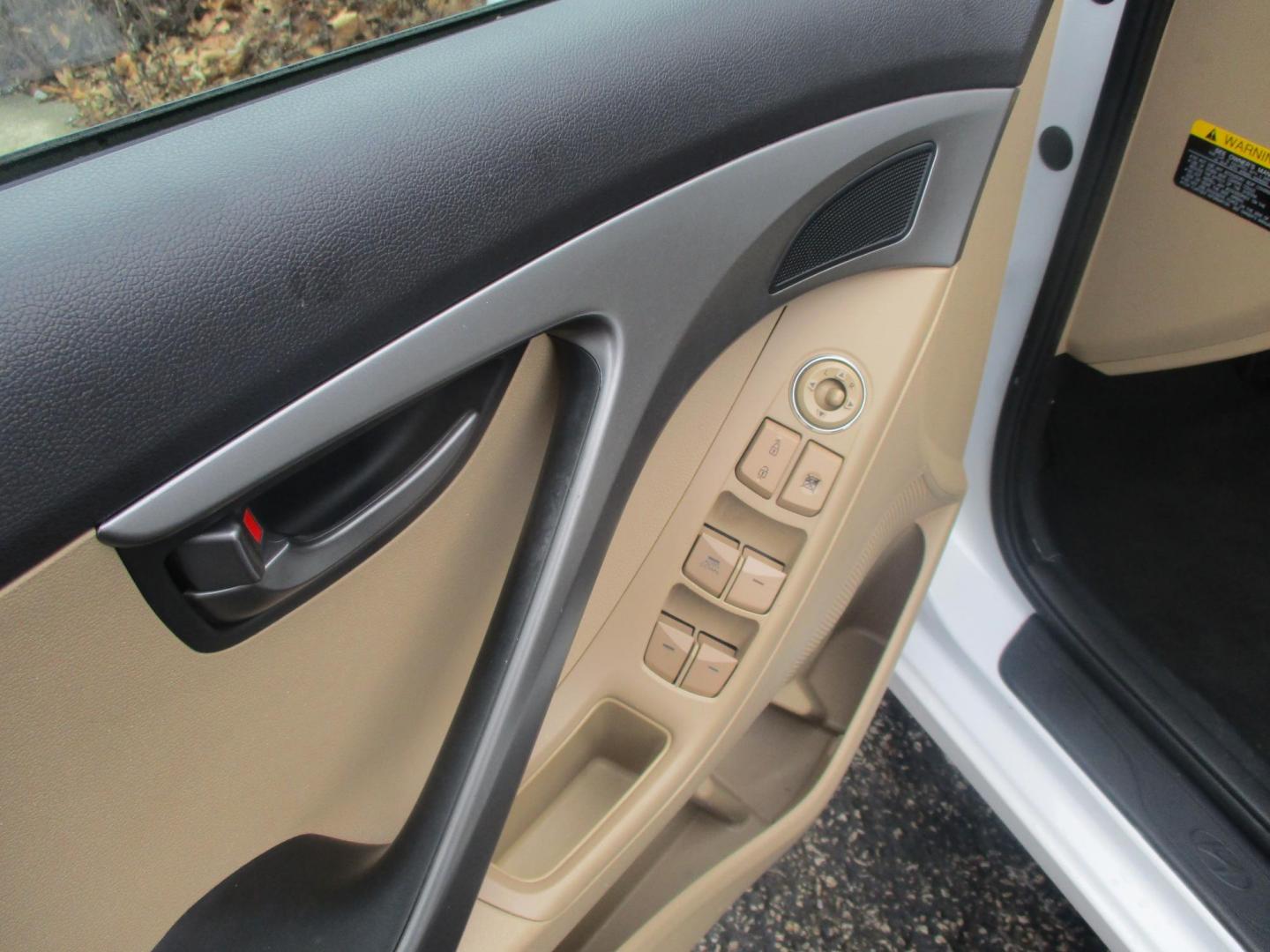 2013 WHITE Hyundai Elantra Limited (5NPDH4AE0DH) with an 1.8L L4 DOHC 16V engine, 6-Speed Automatic transmission, located at 540a Delsea Drive, Sewell, NJ, 08080, (987) 867-5309, 39.752560, -75.111206 - Photo#10