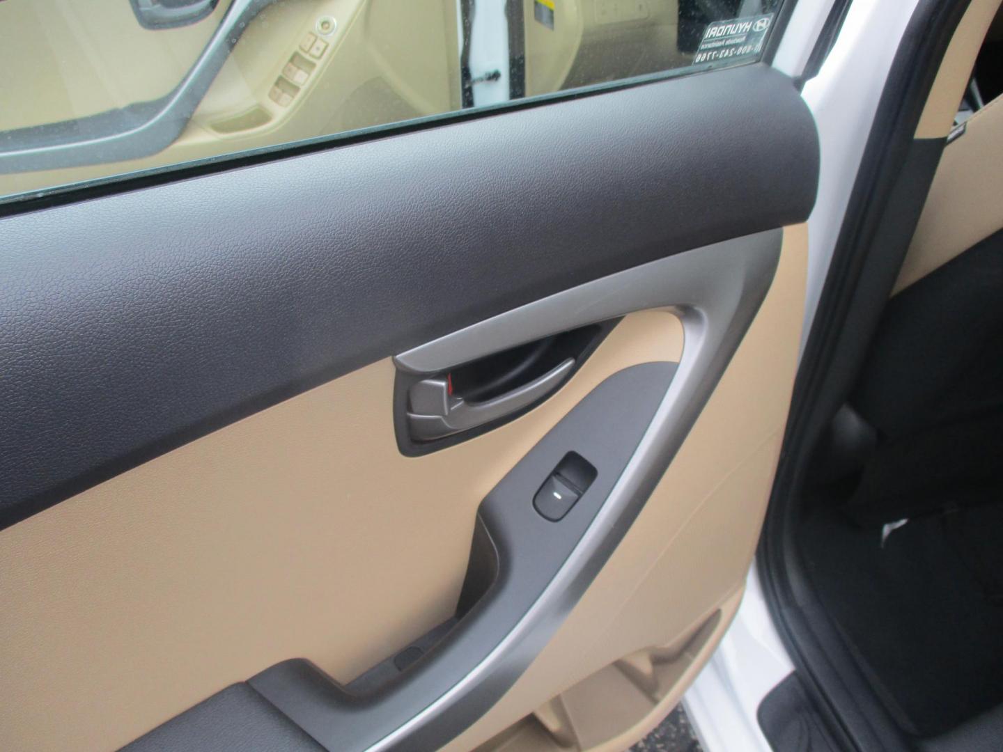 2013 WHITE Hyundai Elantra Limited (5NPDH4AE0DH) with an 1.8L L4 DOHC 16V engine, 6-Speed Automatic transmission, located at 540a Delsea Drive, Sewell, NJ, 08080, (987) 867-5309, 39.752560, -75.111206 - Photo#13