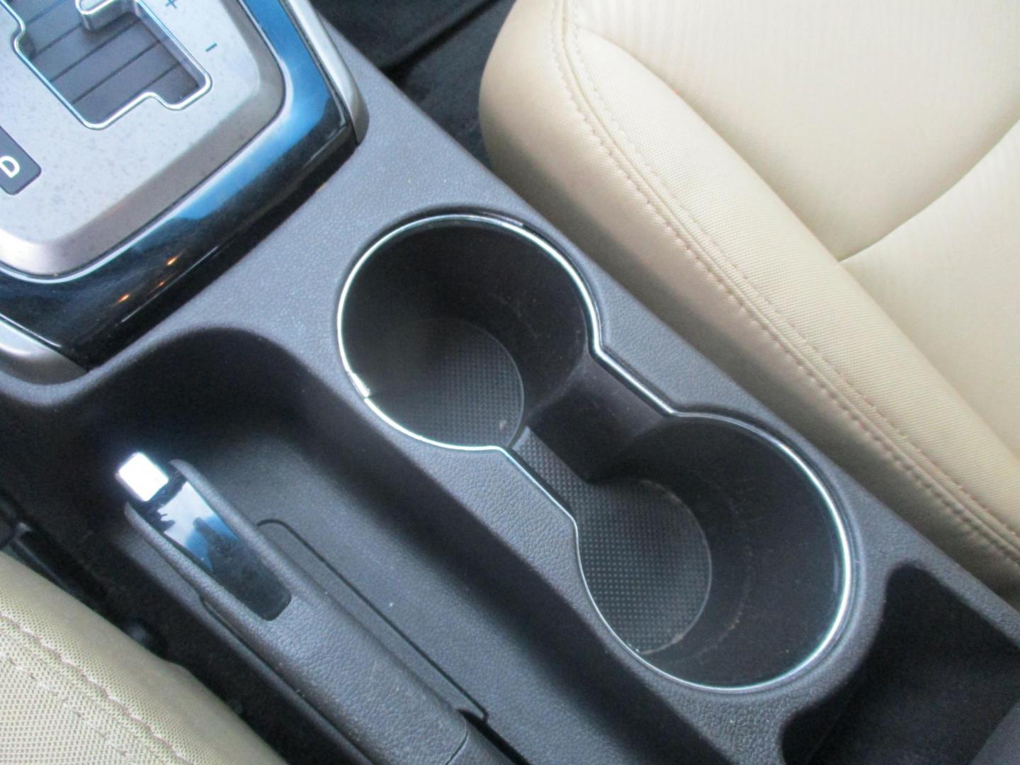 2013 WHITE Hyundai Elantra Limited (5NPDH4AE0DH) with an 1.8L L4 DOHC 16V engine, 6-Speed Automatic transmission, located at 540a Delsea Drive, Sewell, NJ, 08080, (987) 867-5309, 39.752560, -75.111206 - Photo#19