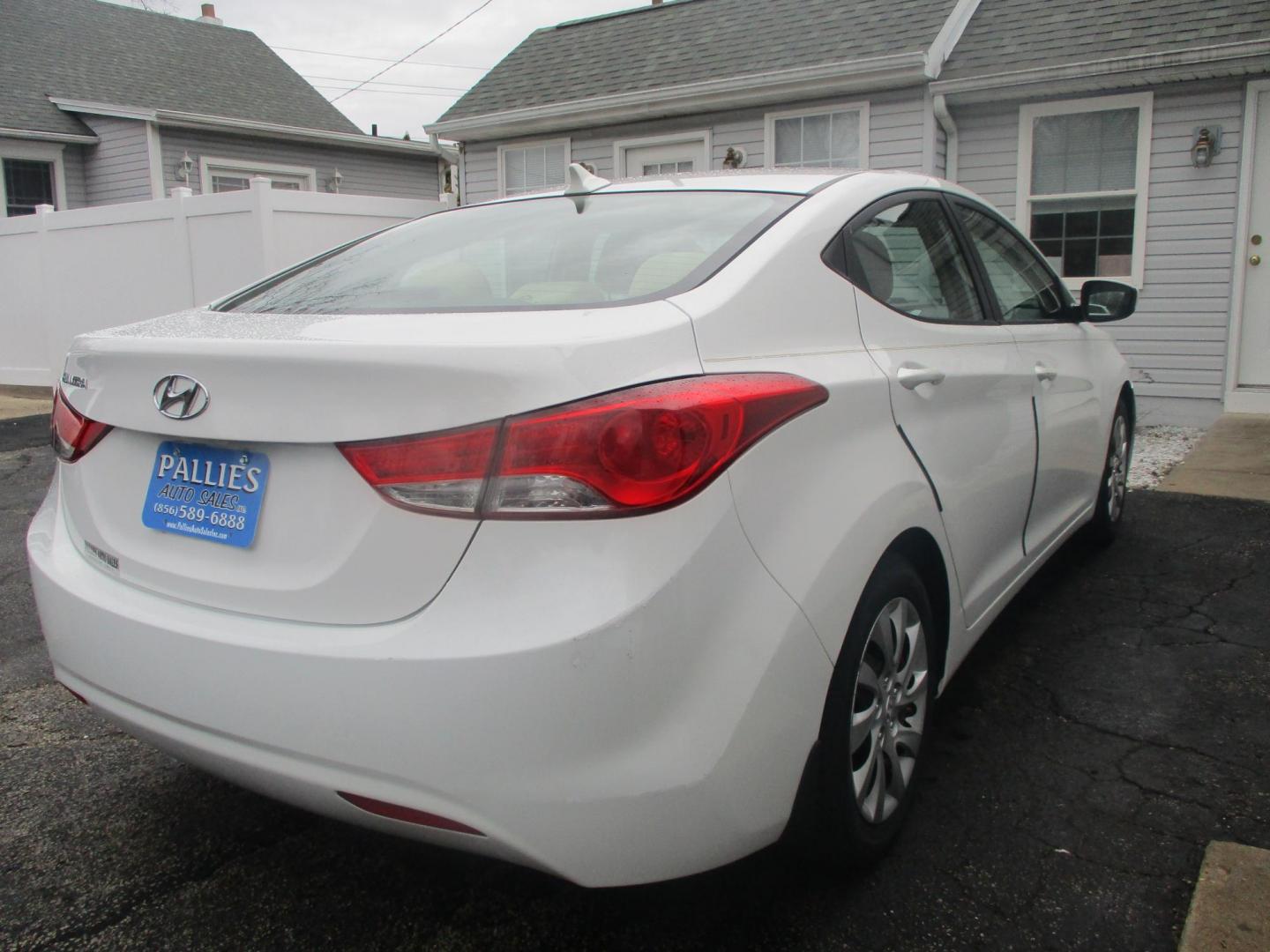 2013 WHITE Hyundai Elantra Limited (5NPDH4AE0DH) with an 1.8L L4 DOHC 16V engine, 6-Speed Automatic transmission, located at 540a Delsea Drive, Sewell, NJ, 08080, (987) 867-5309, 39.752560, -75.111206 - Photo#5