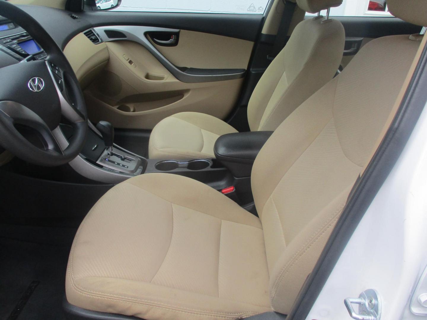 2013 WHITE Hyundai Elantra Limited (5NPDH4AE0DH) with an 1.8L L4 DOHC 16V engine, 6-Speed Automatic transmission, located at 540a Delsea Drive, Sewell, NJ, 08080, (987) 867-5309, 39.752560, -75.111206 - Photo#7